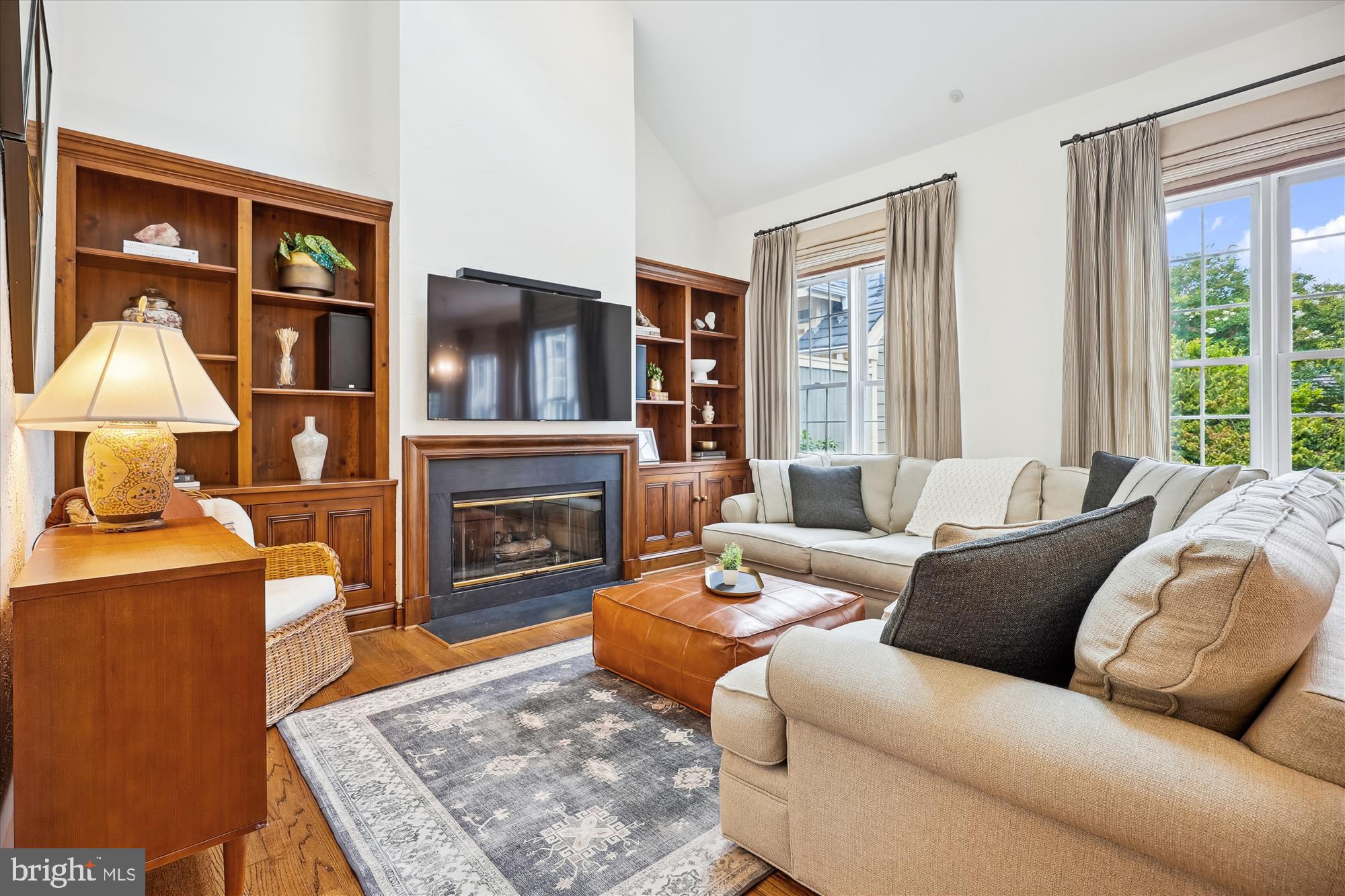 KENTLANDS - Residential