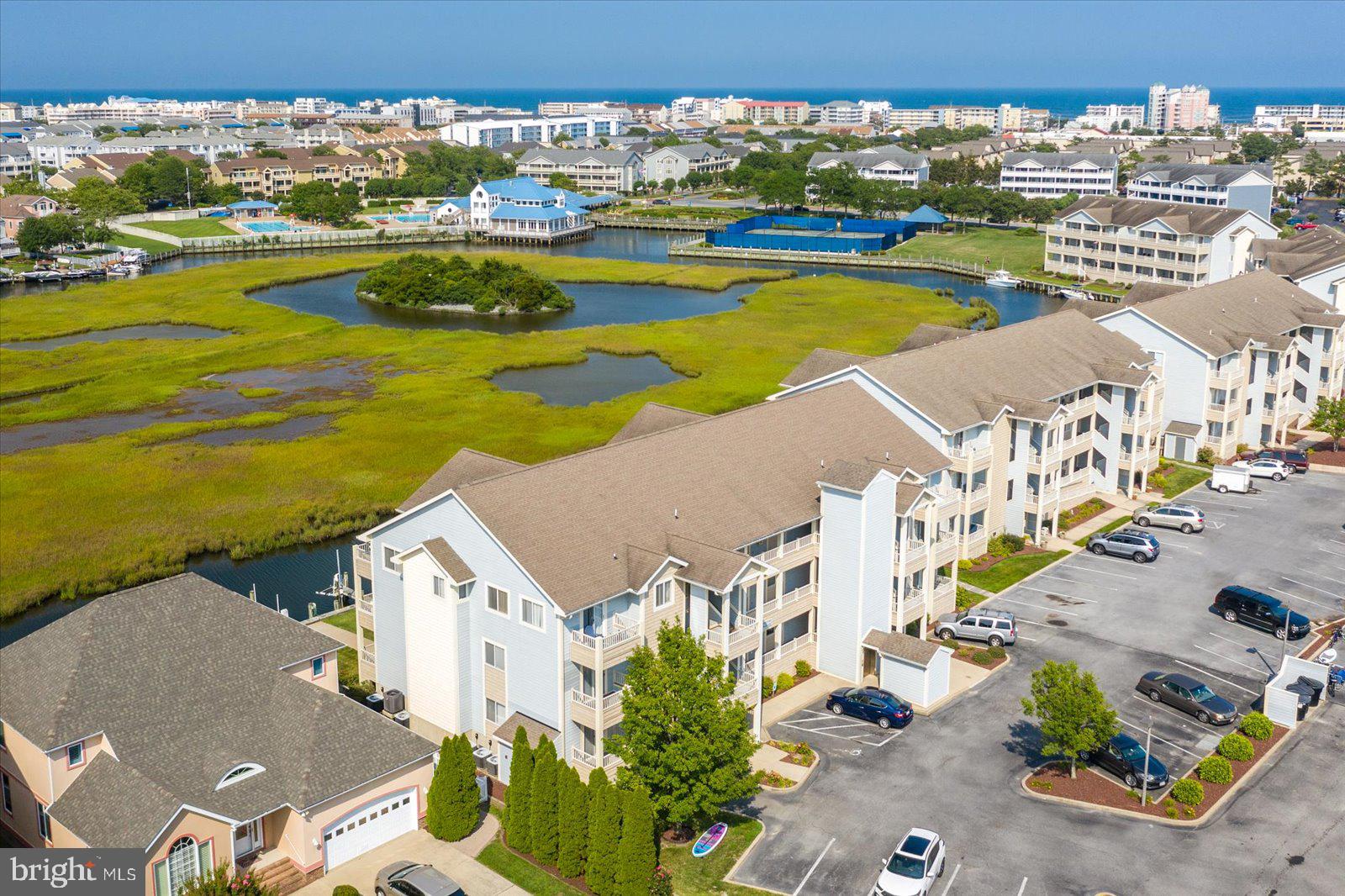 HERON HARBOUR - Residential