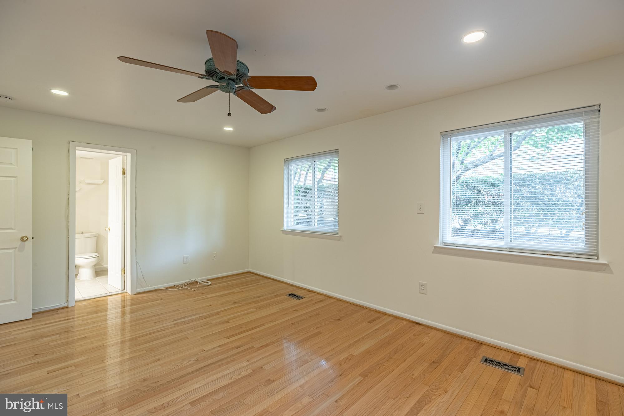 SOUTHAMPTON - Residential