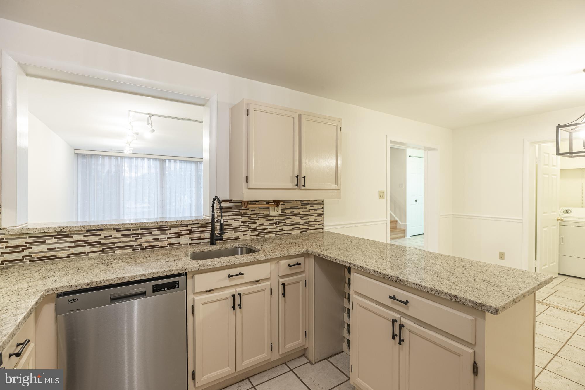 SOUTHAMPTON - Residential