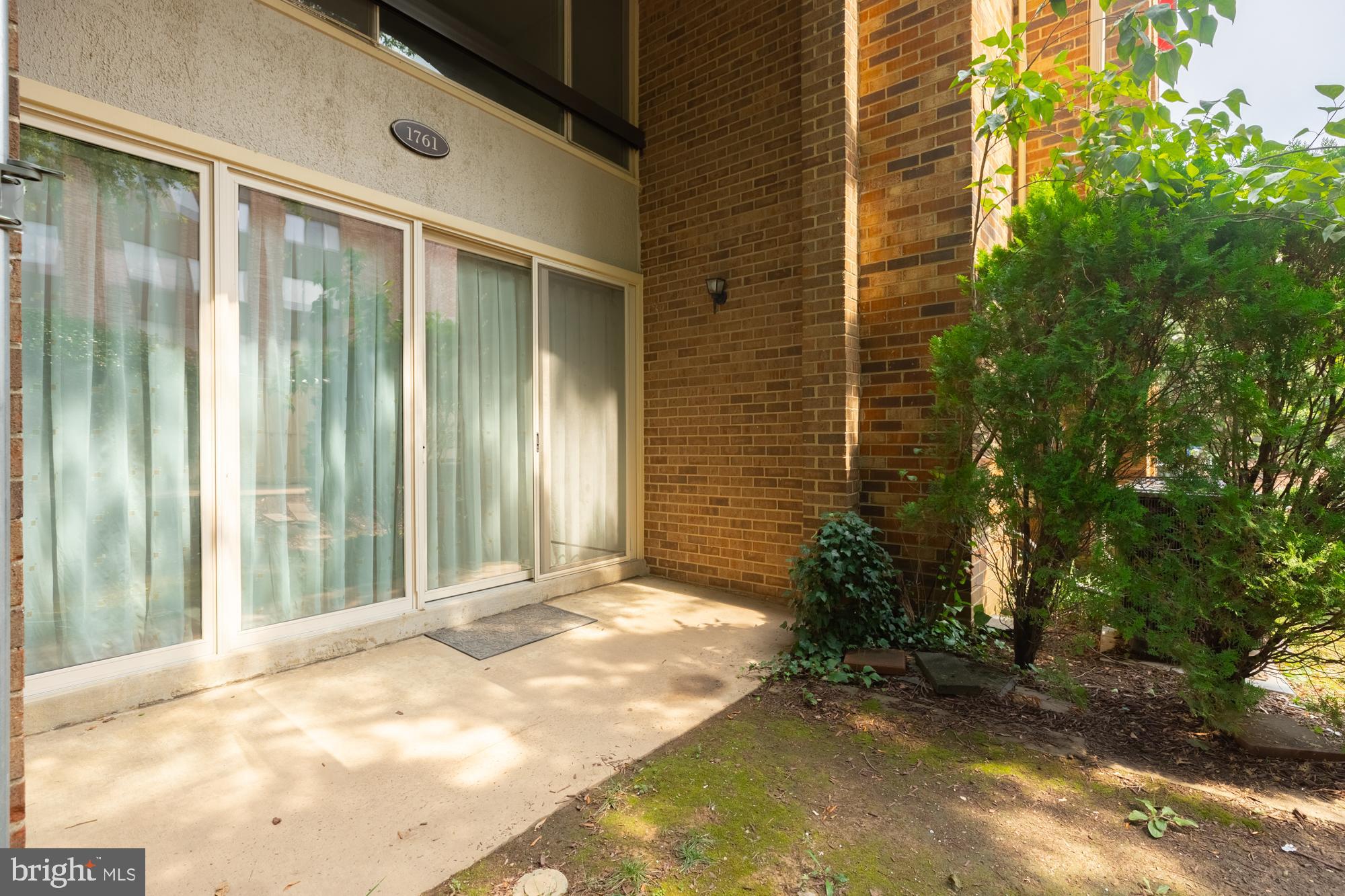 SOUTHAMPTON - Residential