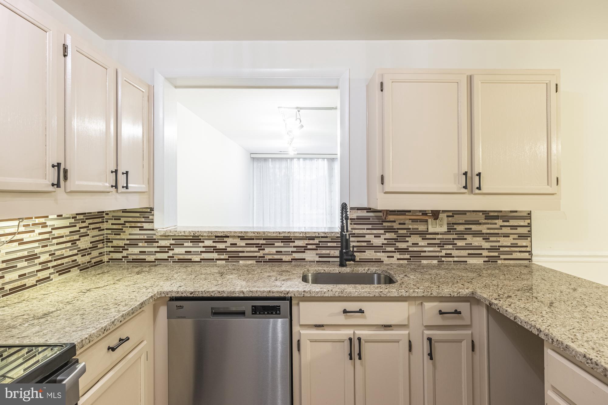 SOUTHAMPTON - Residential