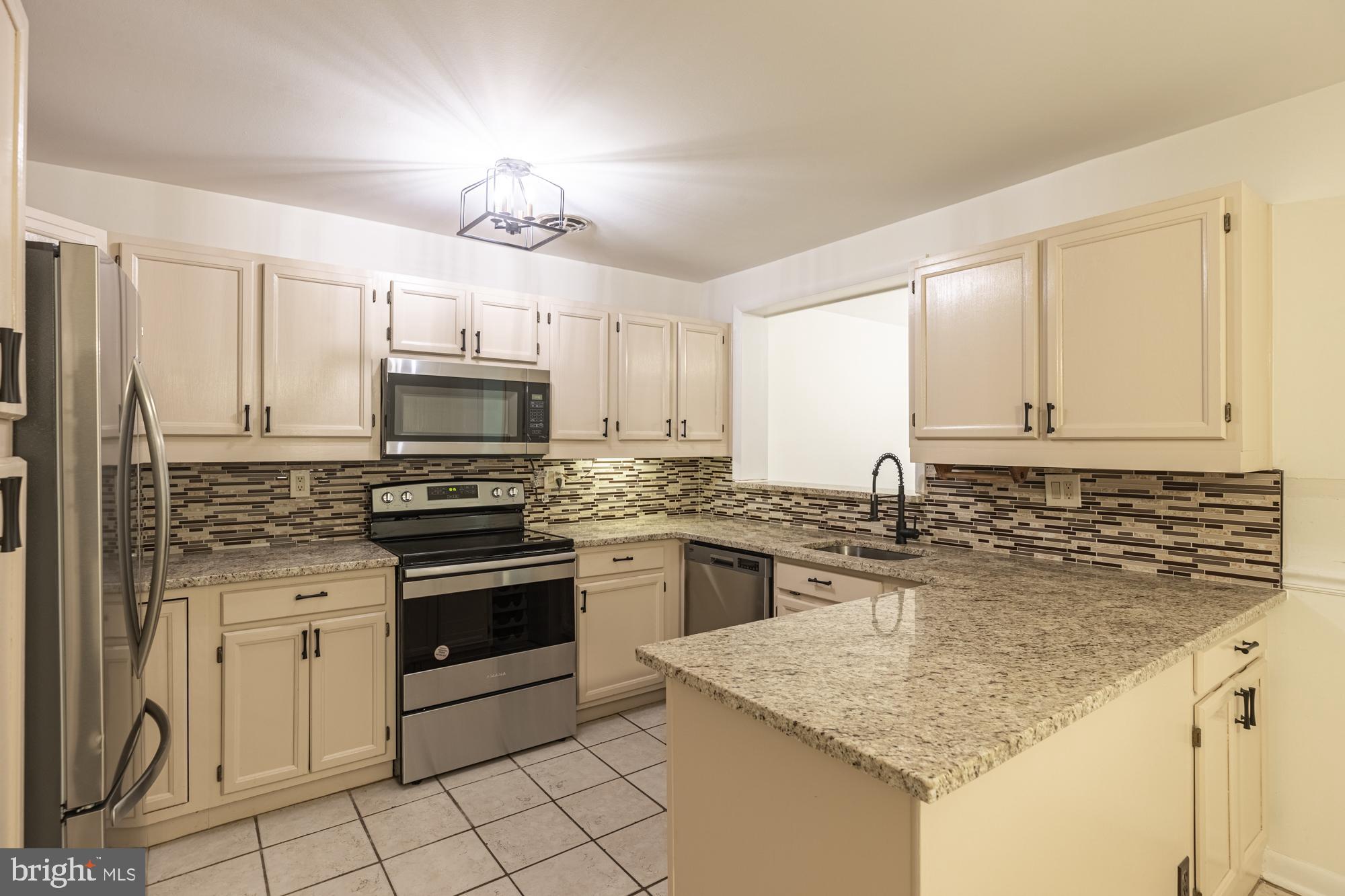 SOUTHAMPTON - Residential