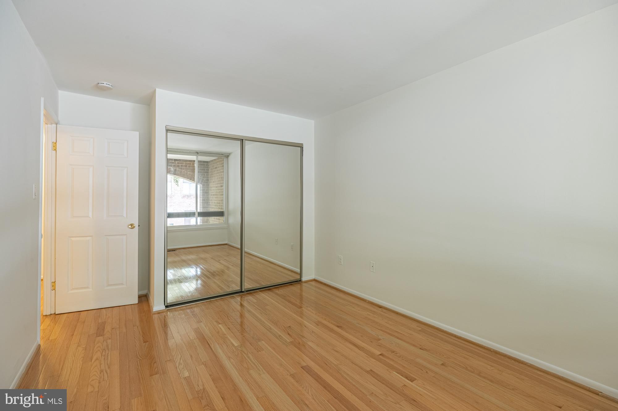 SOUTHAMPTON - Residential