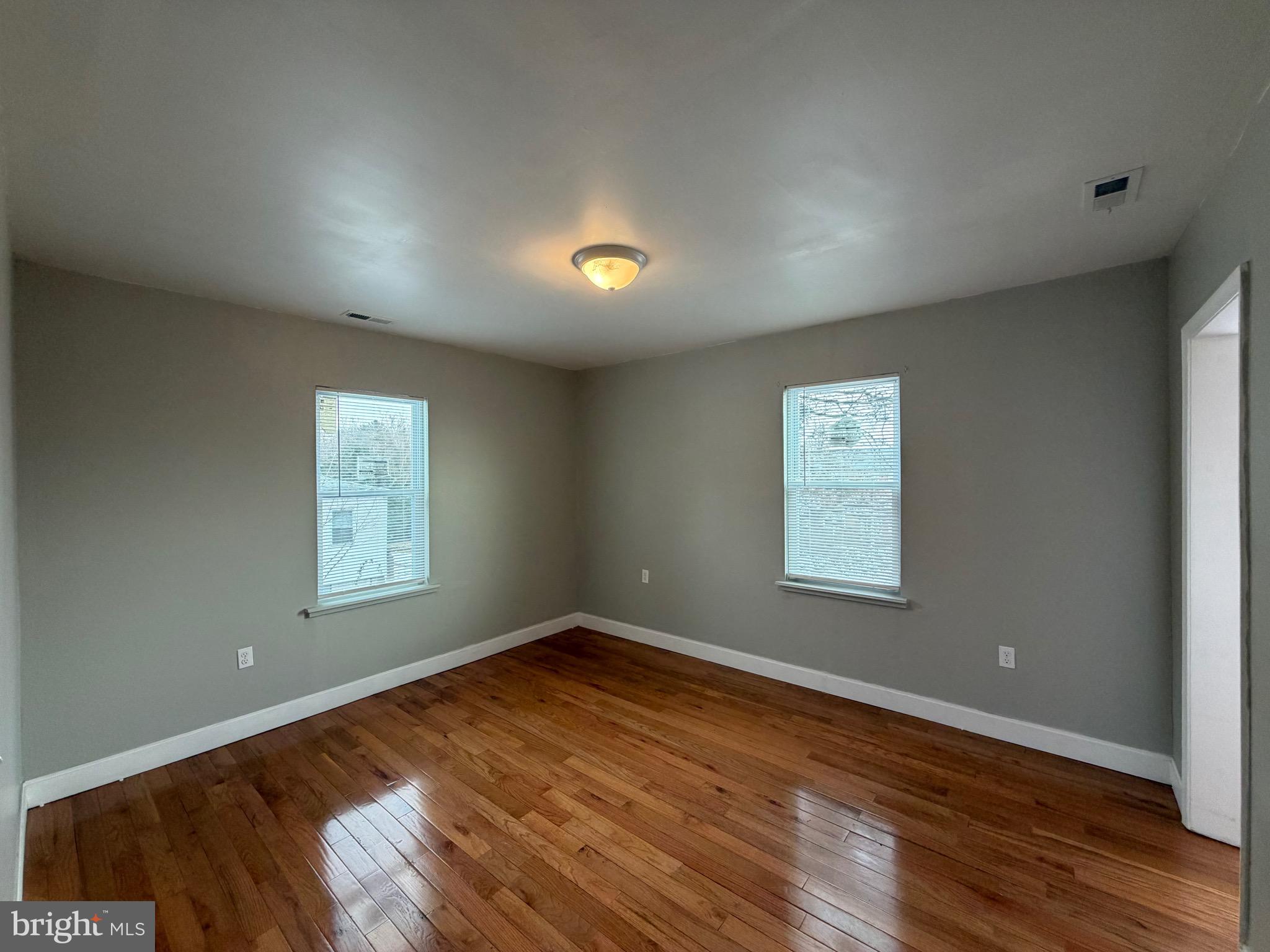 GLENHAM - BELFORD - Residential Lease