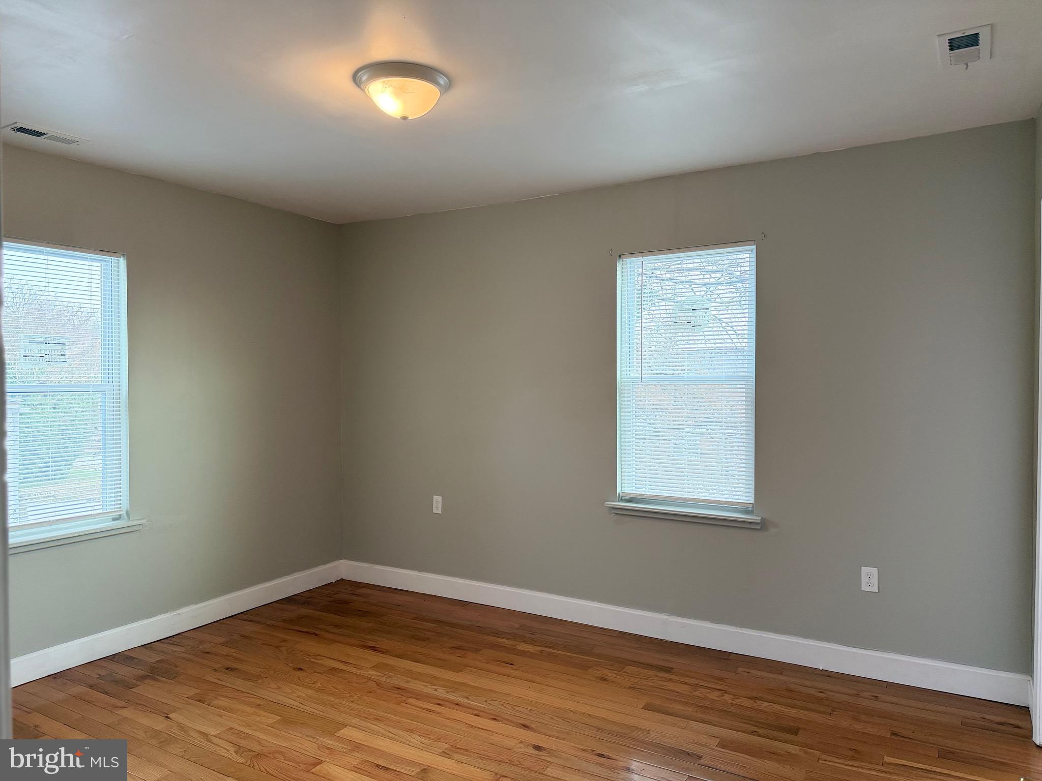 GLENHAM - BELFORD - Residential Lease