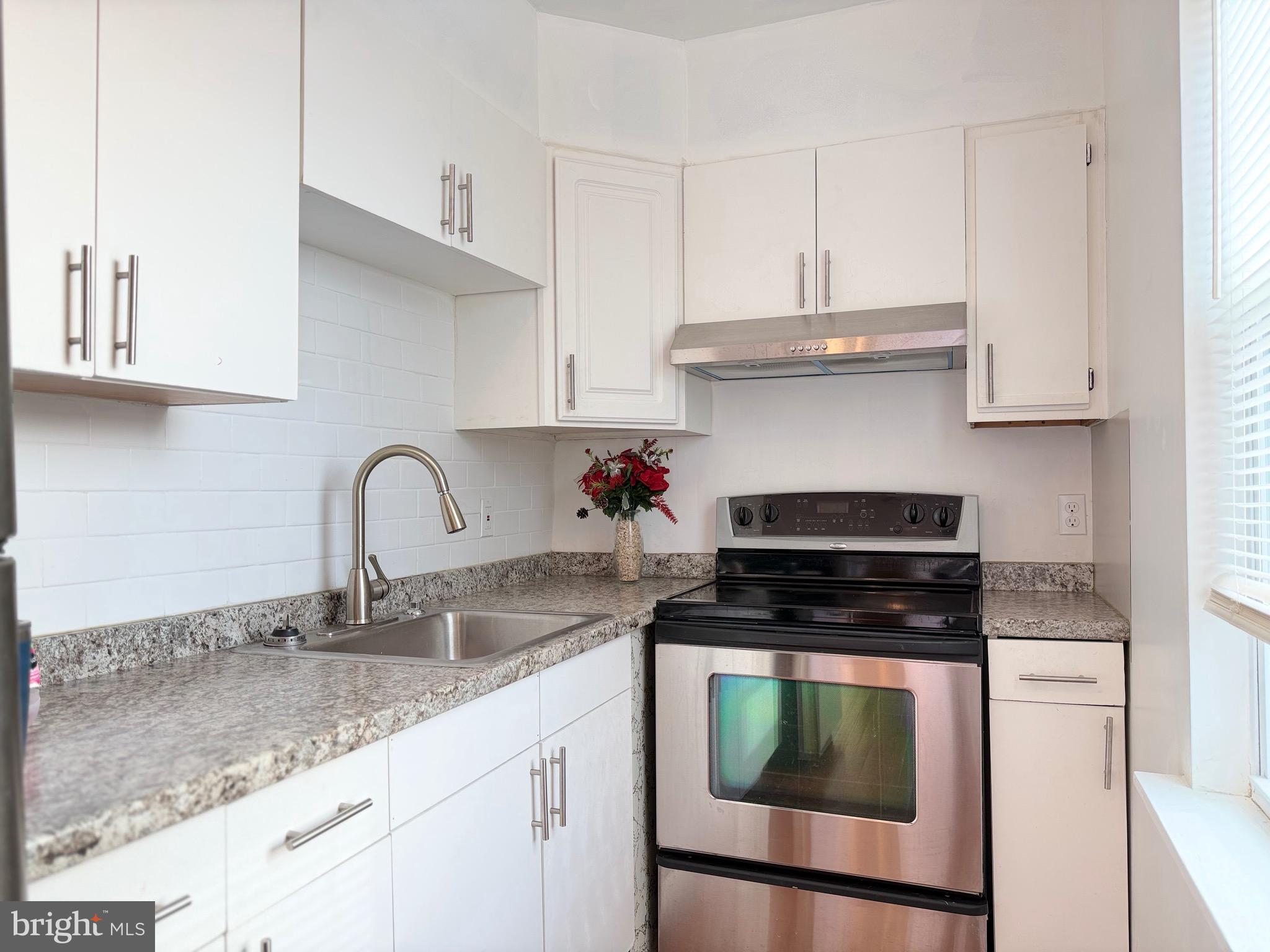 GLENHAM - BELFORD - Residential Lease