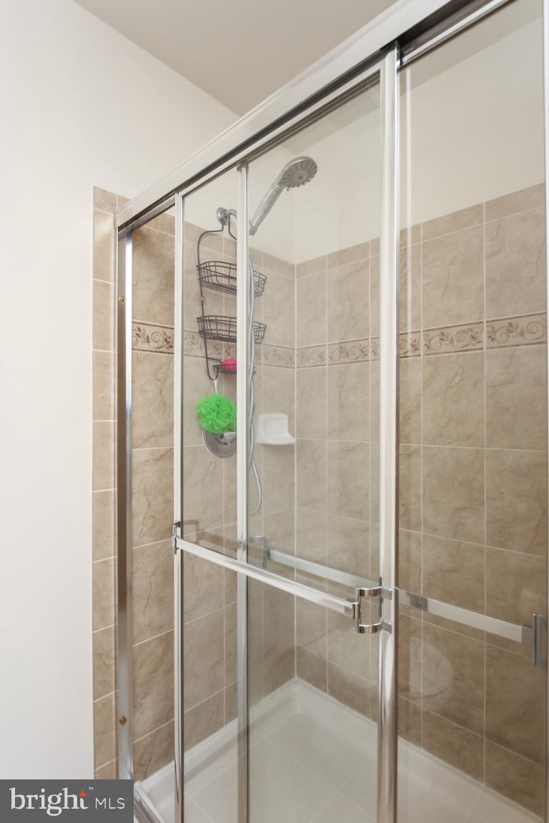 SUMMERFIELD AT MISSION PLACE - Residential