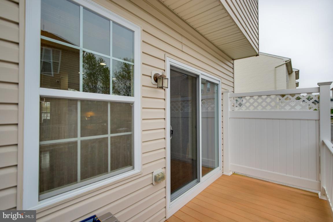 SUMMERFIELD AT MISSION PLACE - Residential