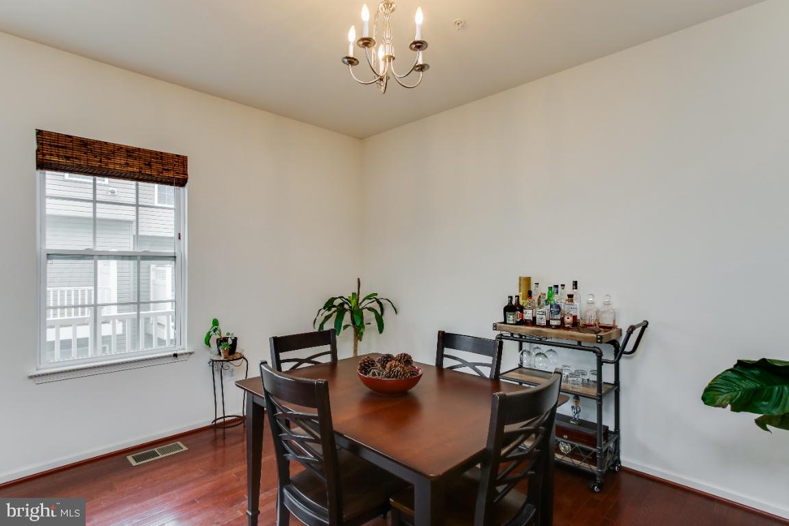 SUMMERFIELD AT MISSION PLACE - Residential