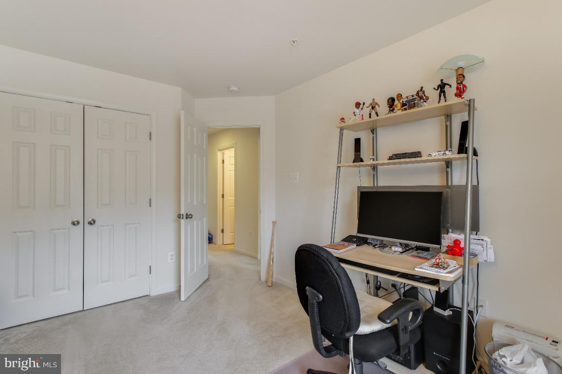 SUMMERFIELD AT MISSION PLACE - Residential