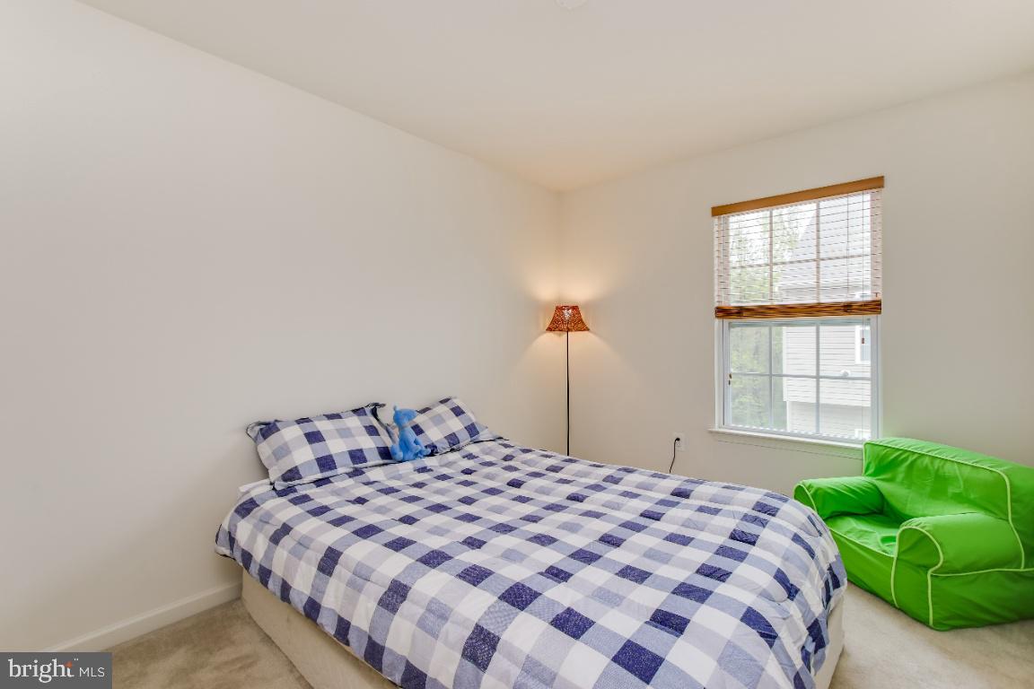 SUMMERFIELD AT MISSION PLACE - Residential