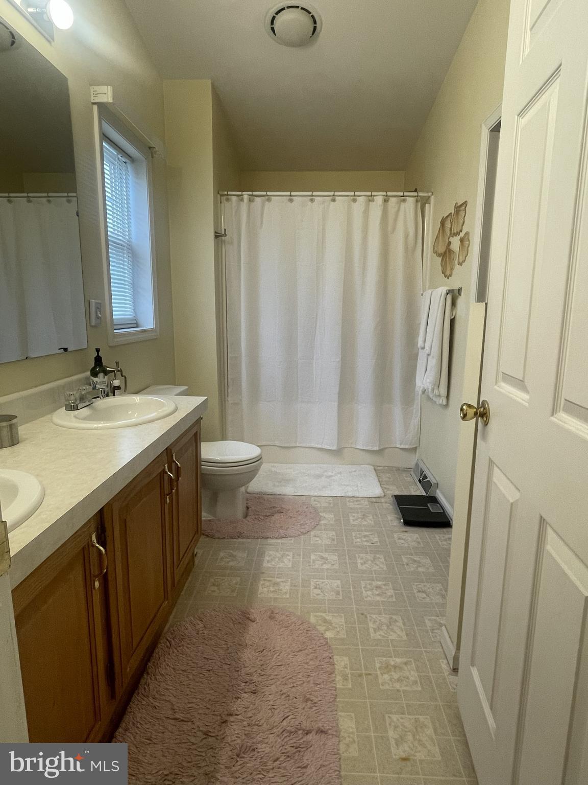 NEW COLONY VILLAGE - Residential