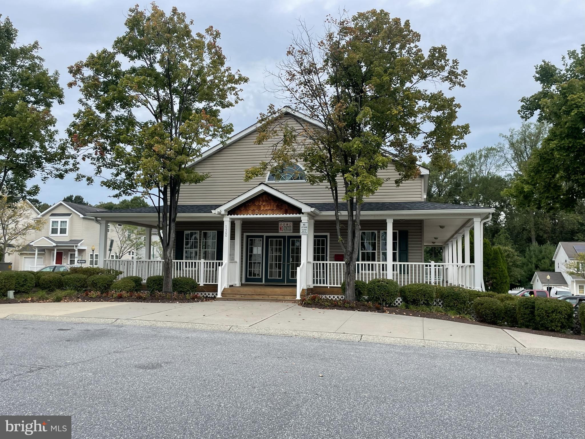 NEW COLONY VILLAGE - Residential