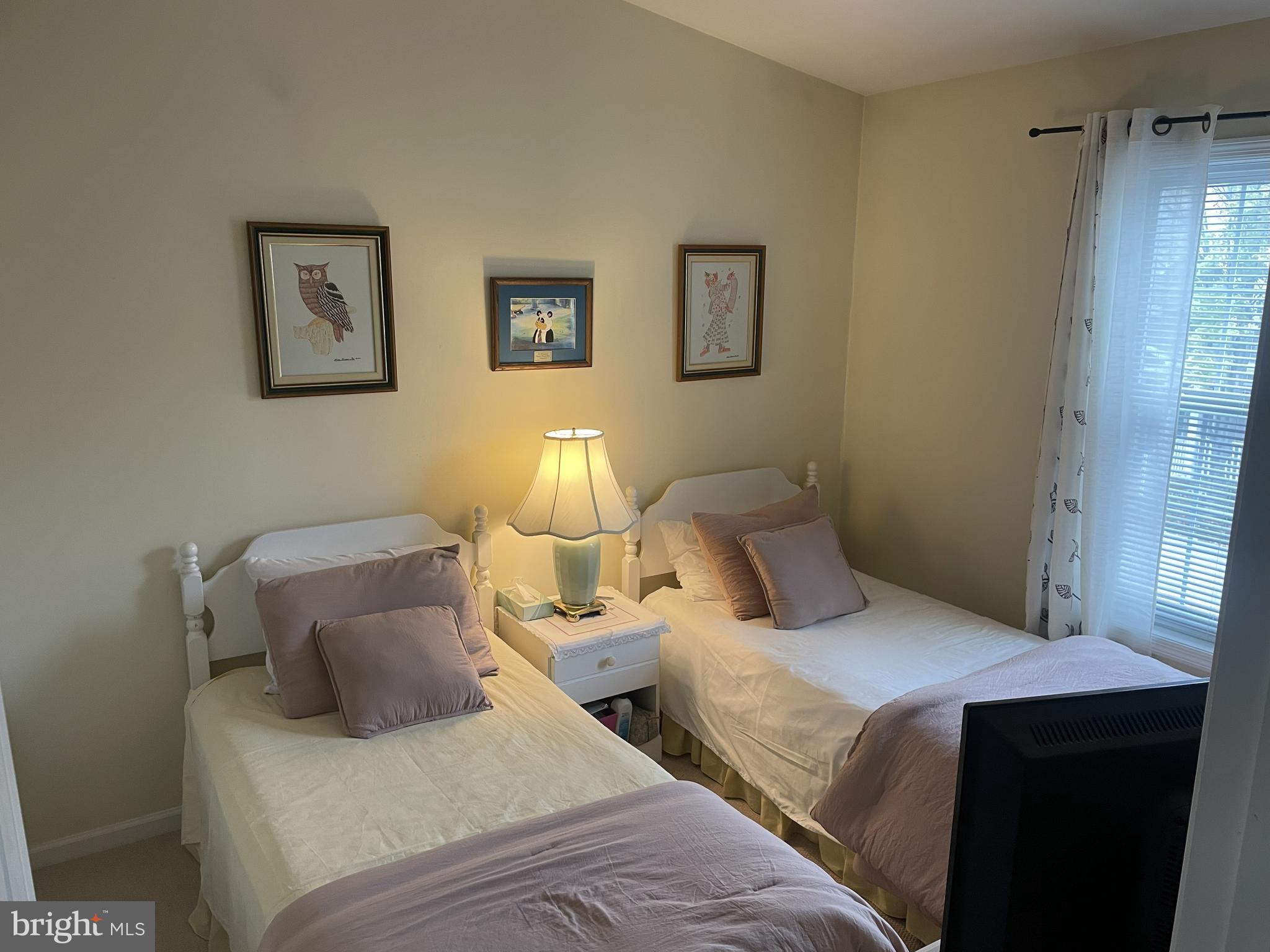 NEW COLONY VILLAGE - Residential