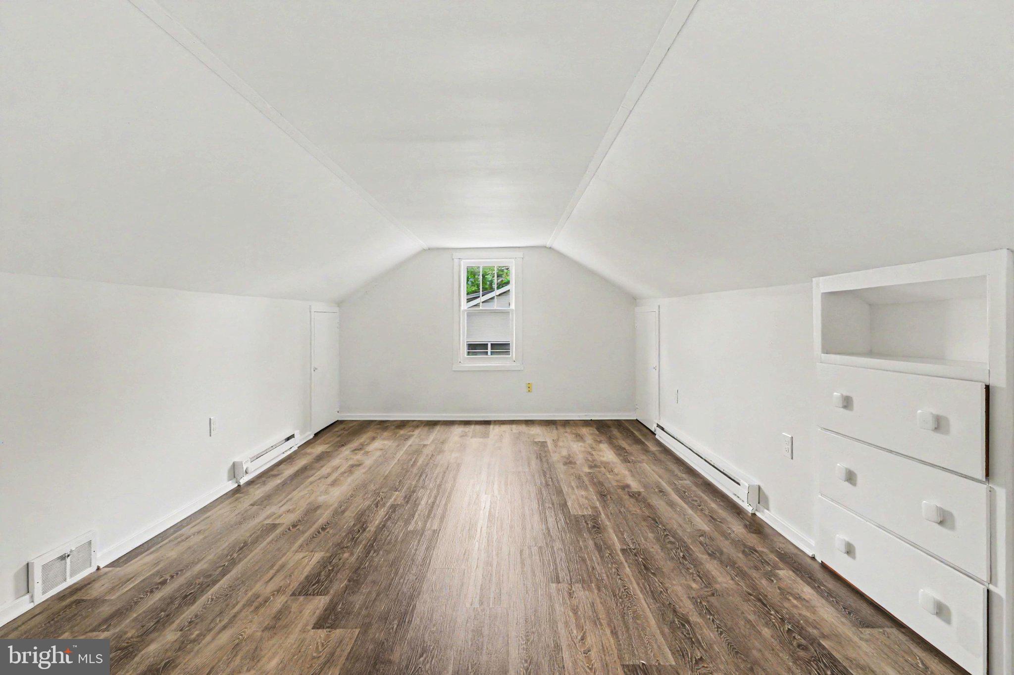 SHIPPENSBURG - Residential