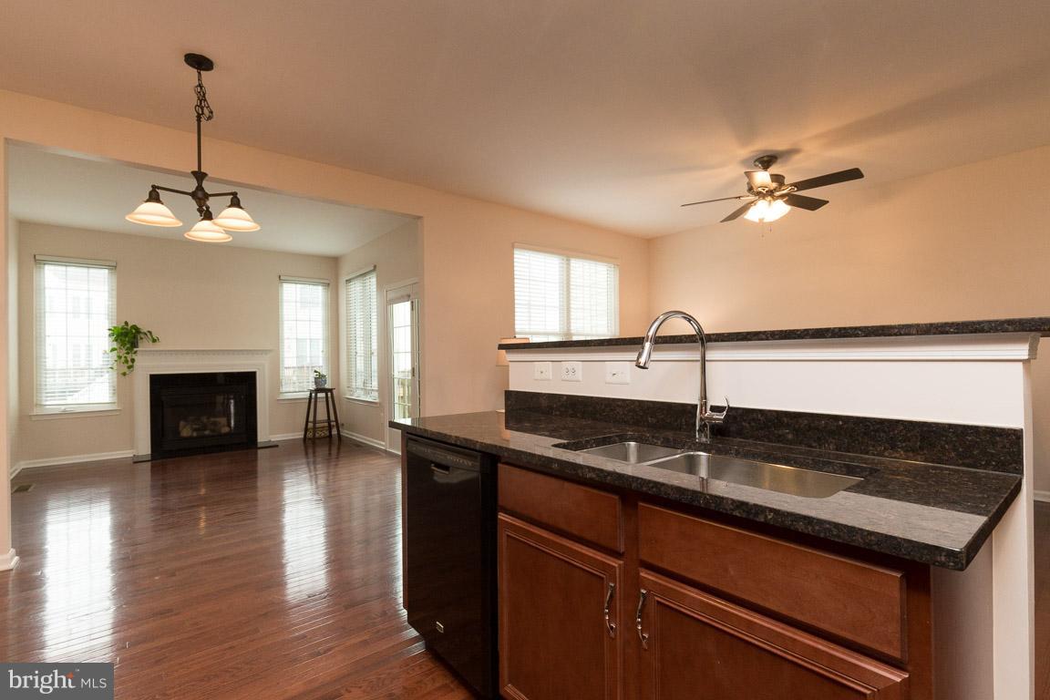 SOUTH RIDING - Residential