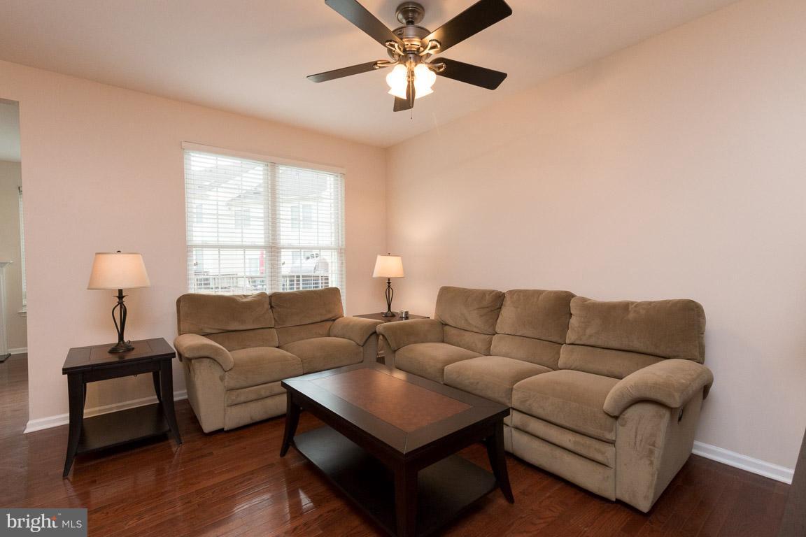 SOUTH RIDING - Residential