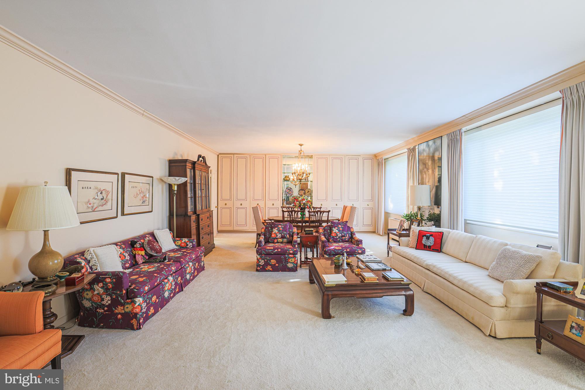 ELEVEN SLADE - Residential