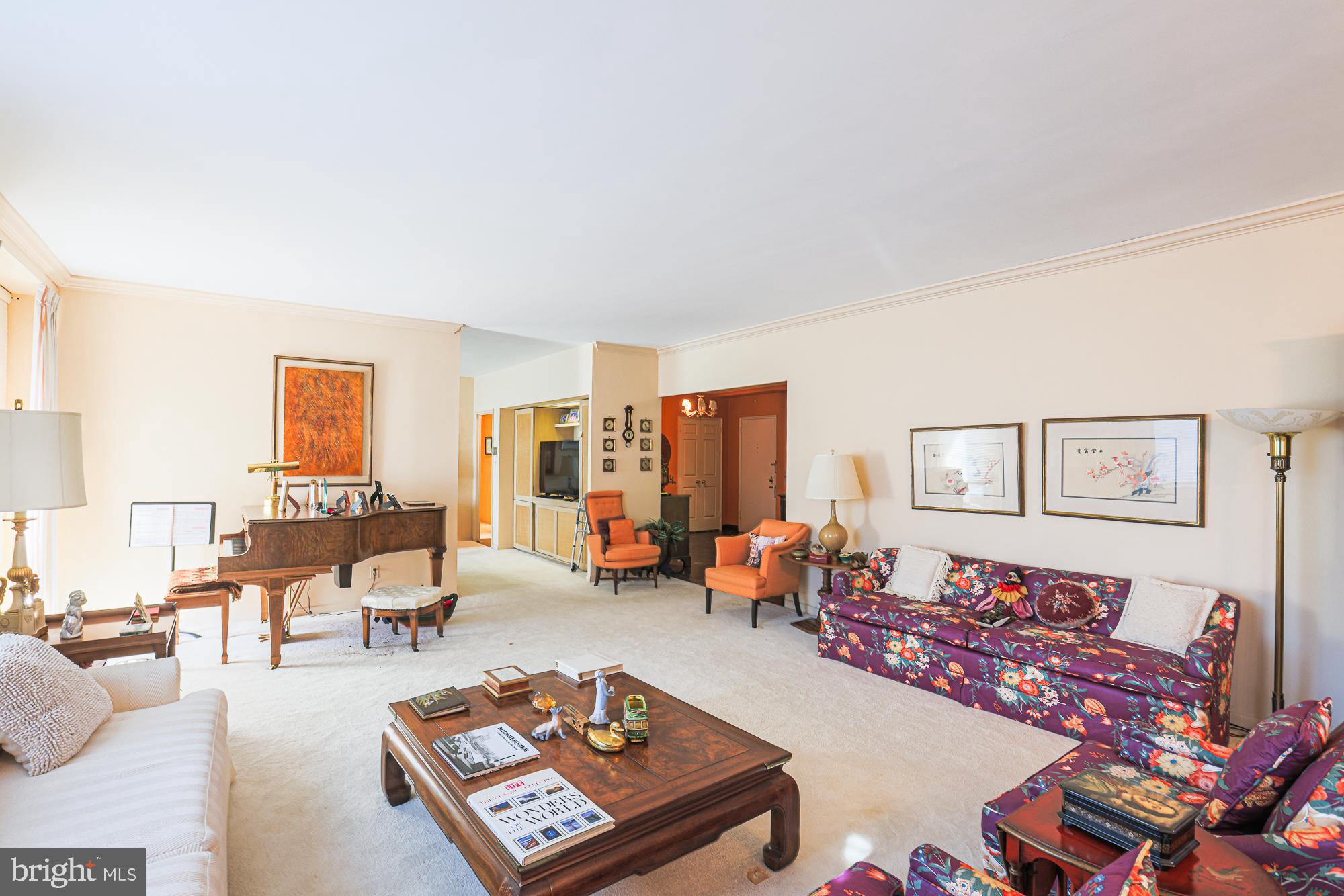 ELEVEN SLADE - Residential