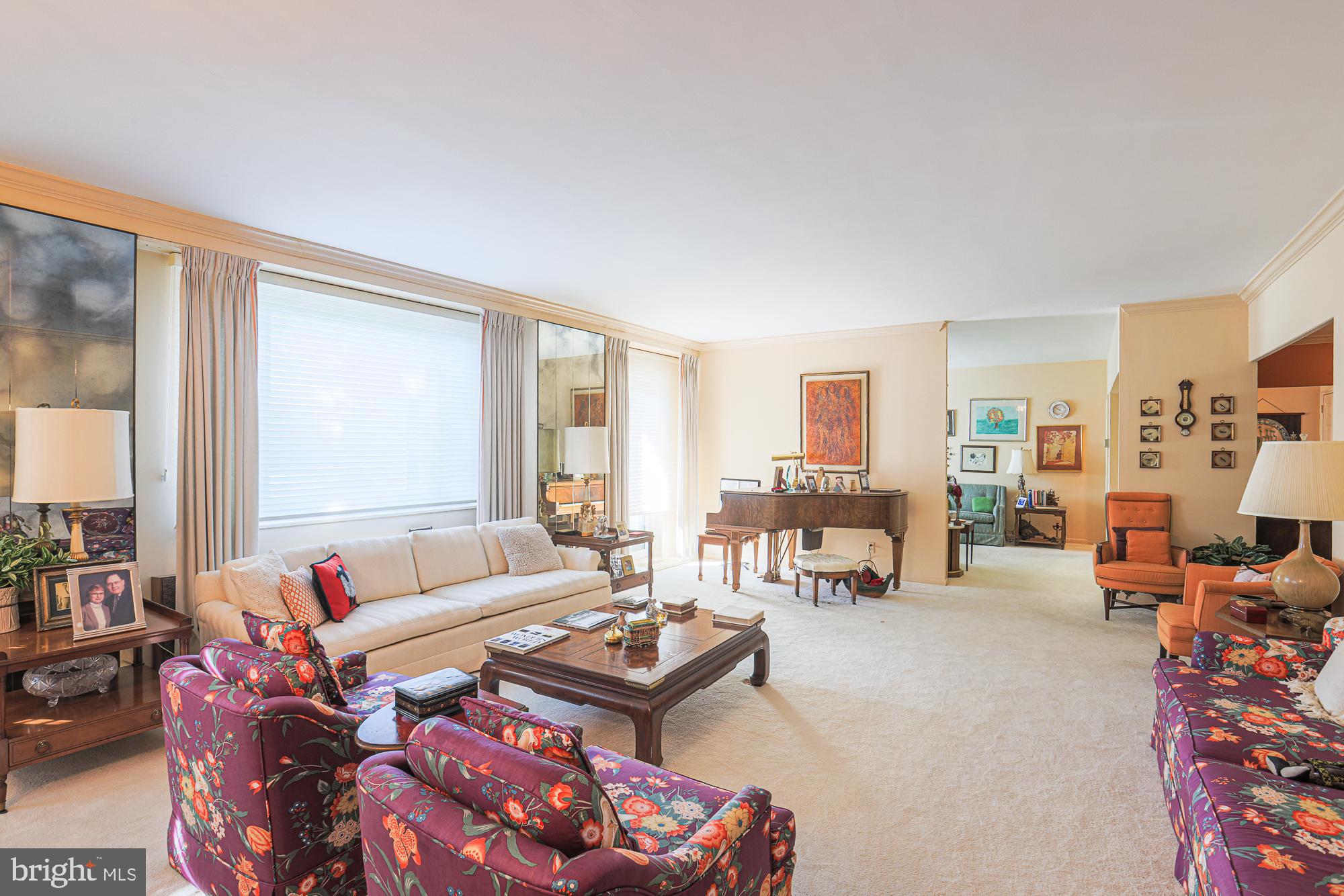 ELEVEN SLADE - Residential