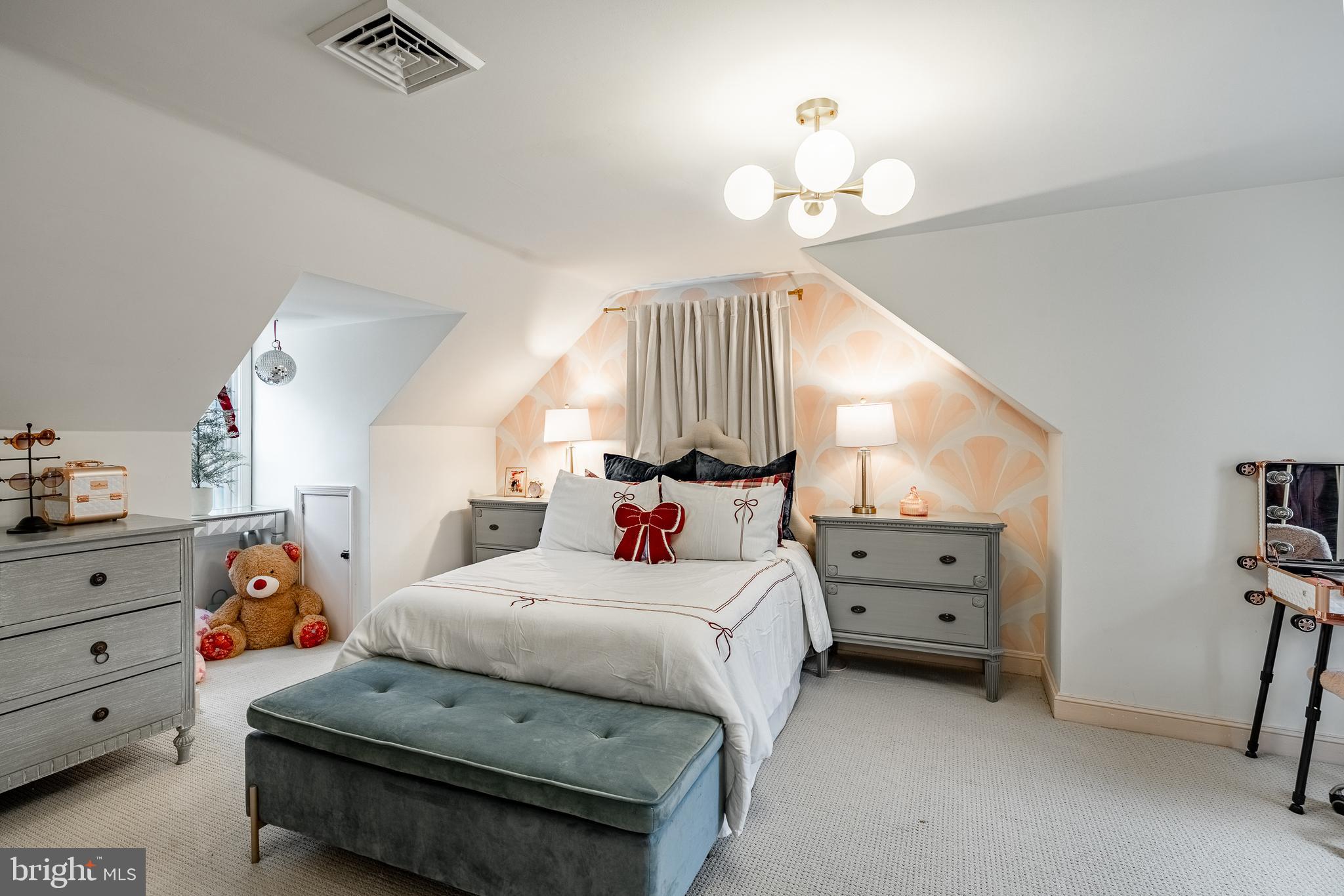 FAIRVILLE - Residential