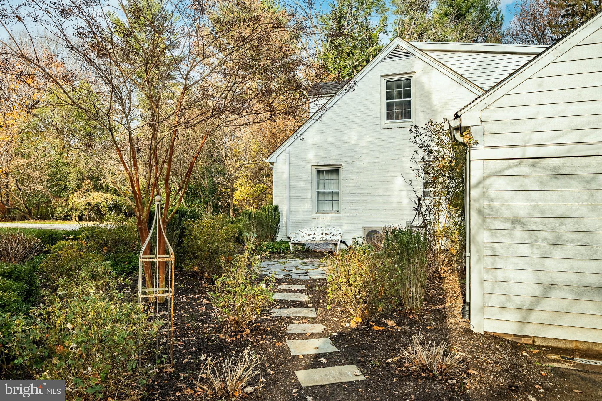 FAIRVILLE - Residential