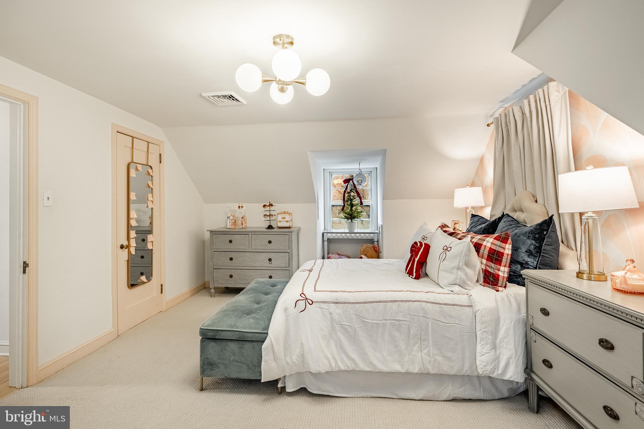 FAIRVILLE - Residential