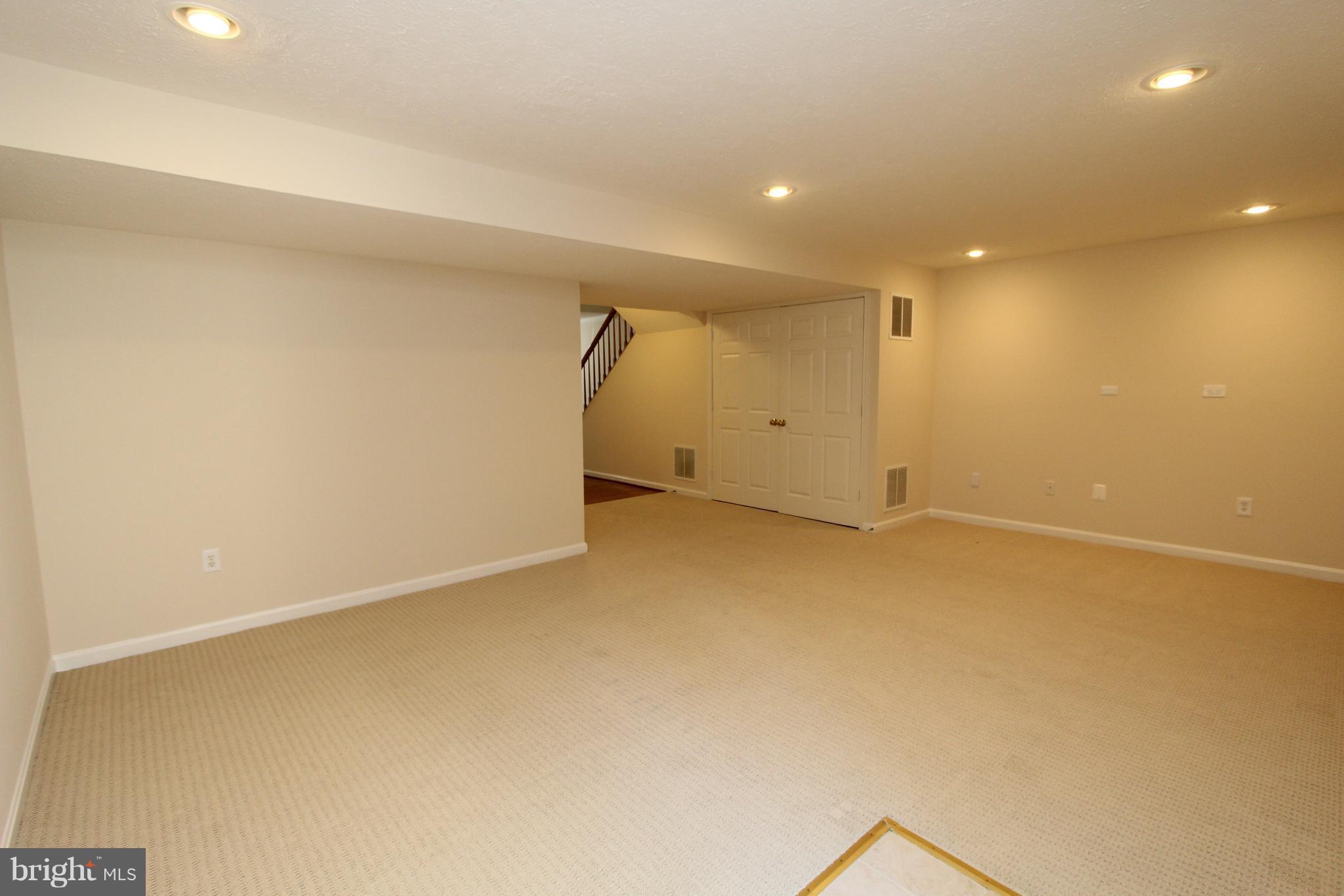 KINGSTOWNE - Residential