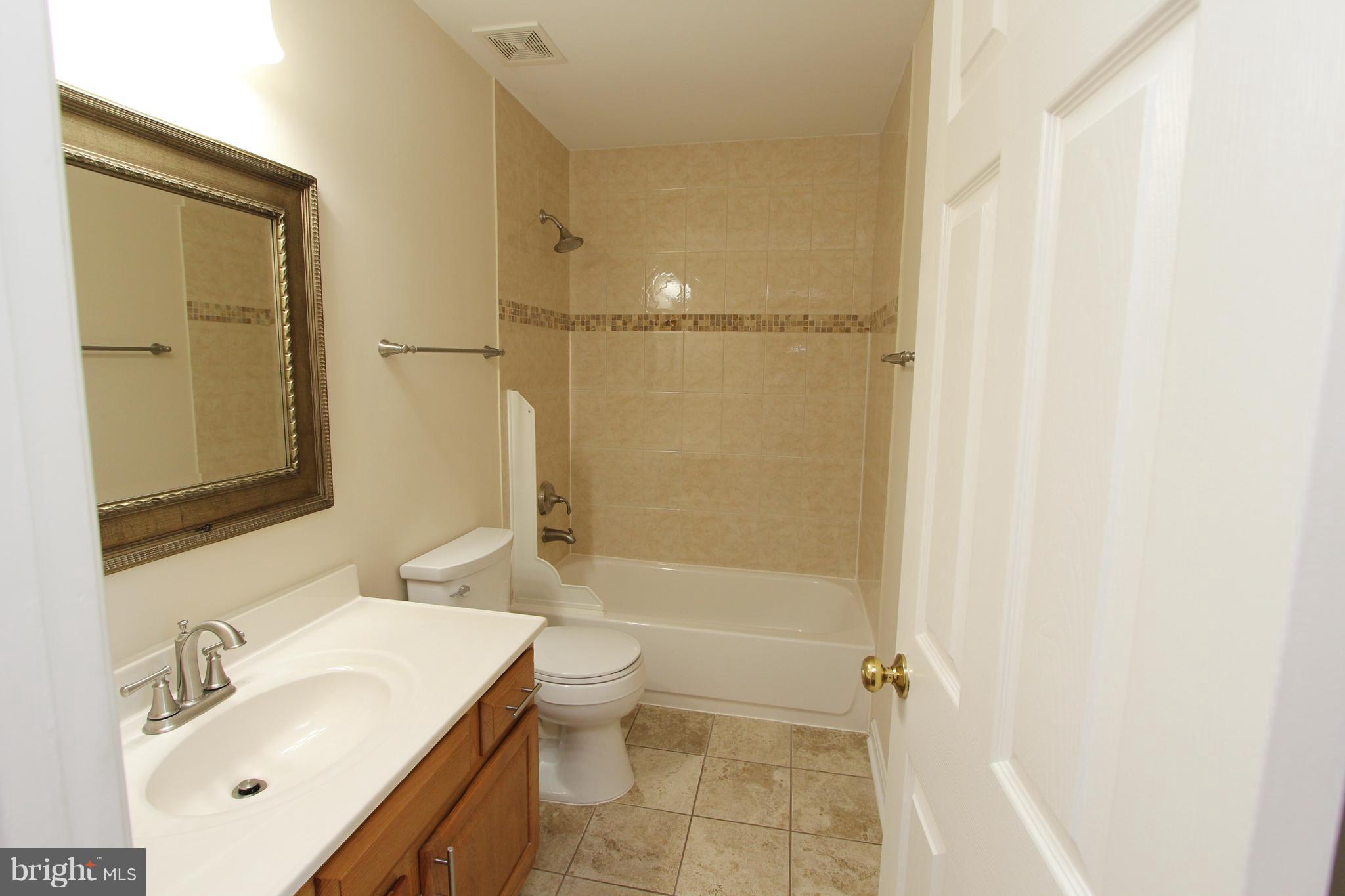 KINGSTOWNE - Residential