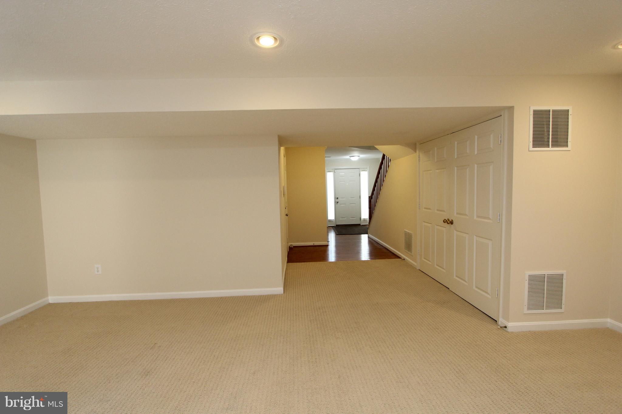 KINGSTOWNE - Residential