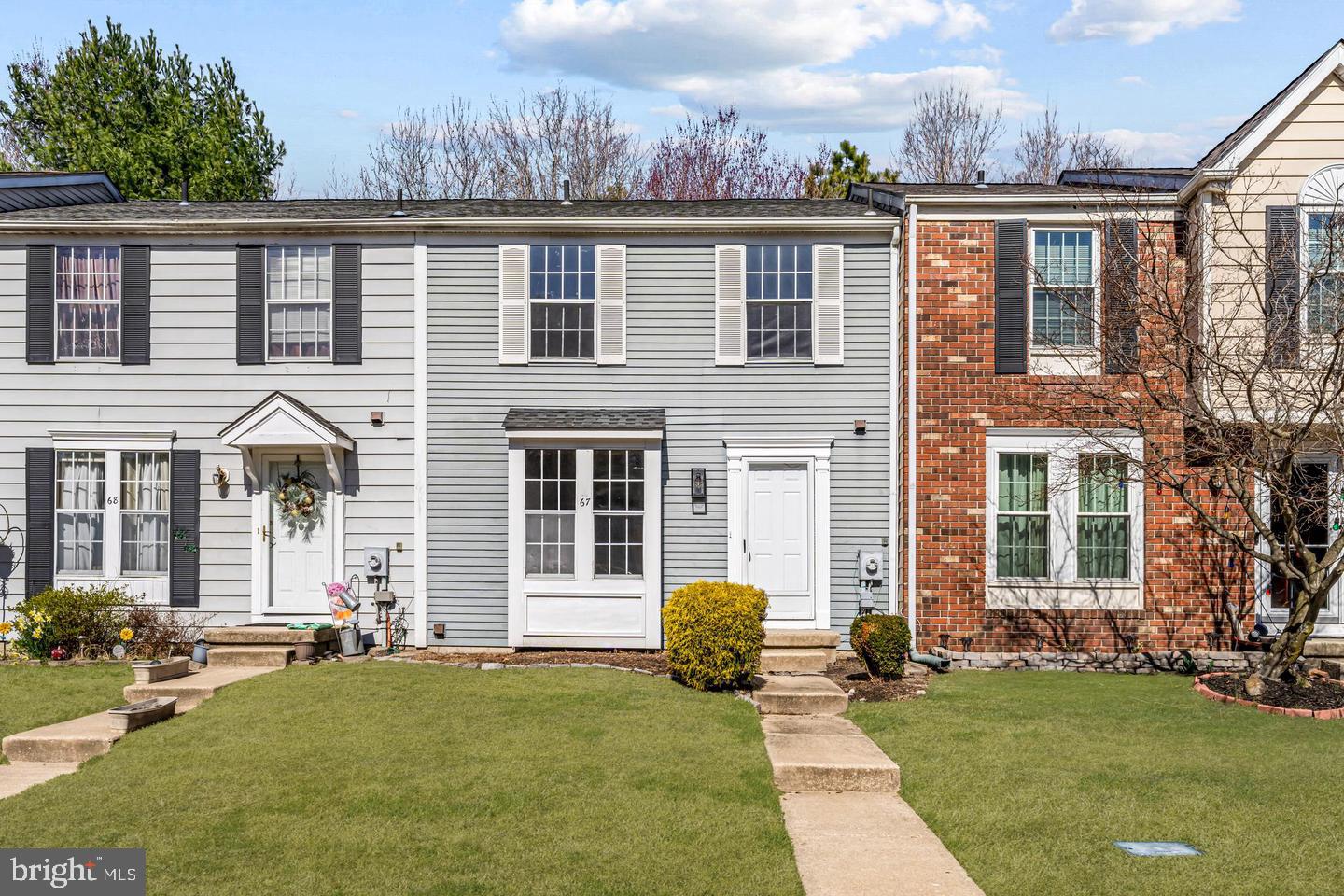 67 DORCHESTER CIRCLE