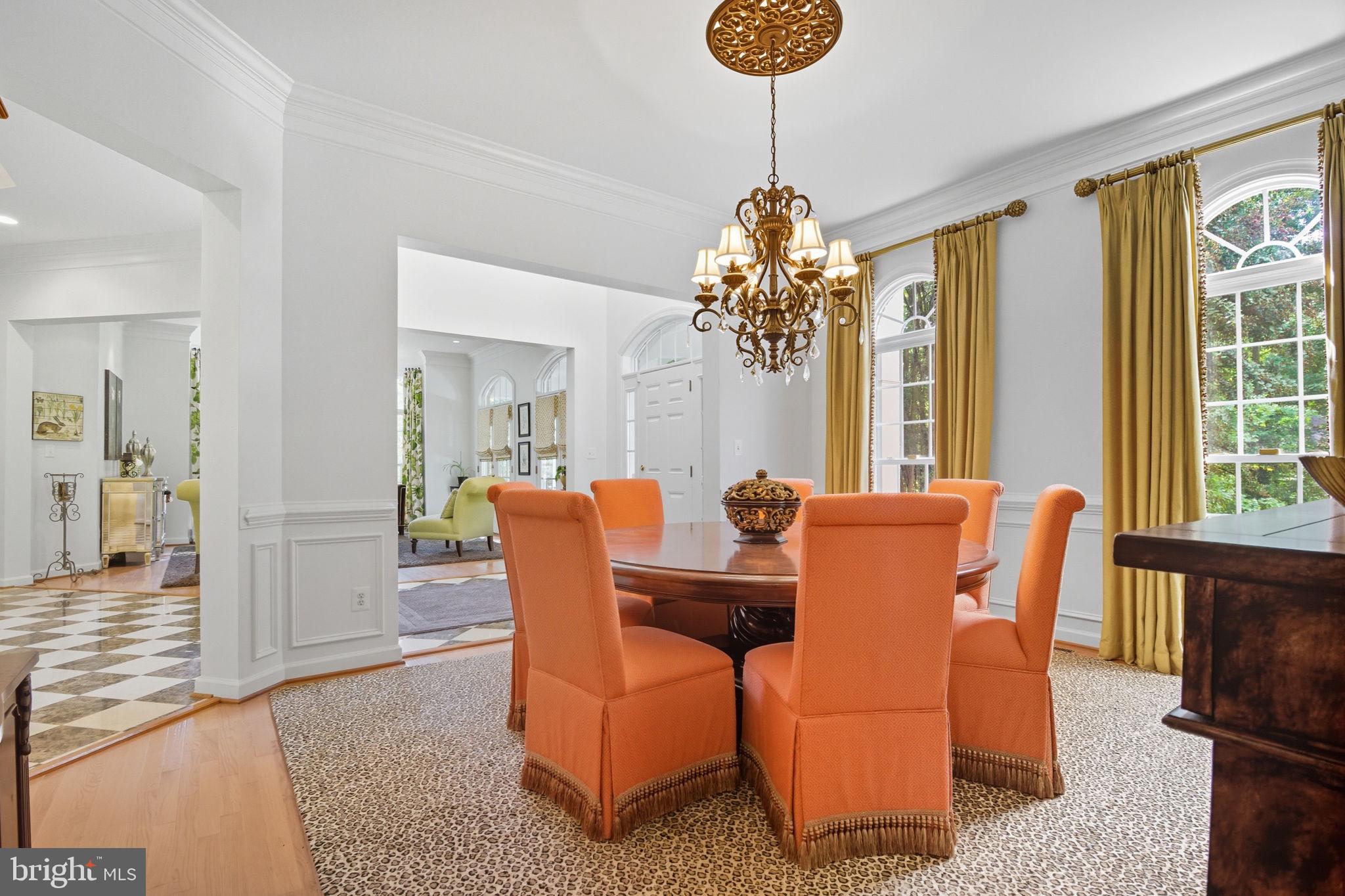 LAKE BARCROFT CLOISTERS - Residential