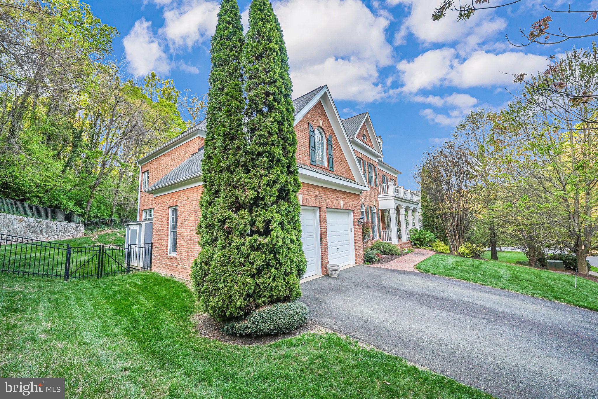 6424 RECREATION LANE