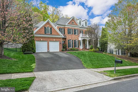 6424 Recreation Lane, Falls Church, VA MLS: VAFX2235278