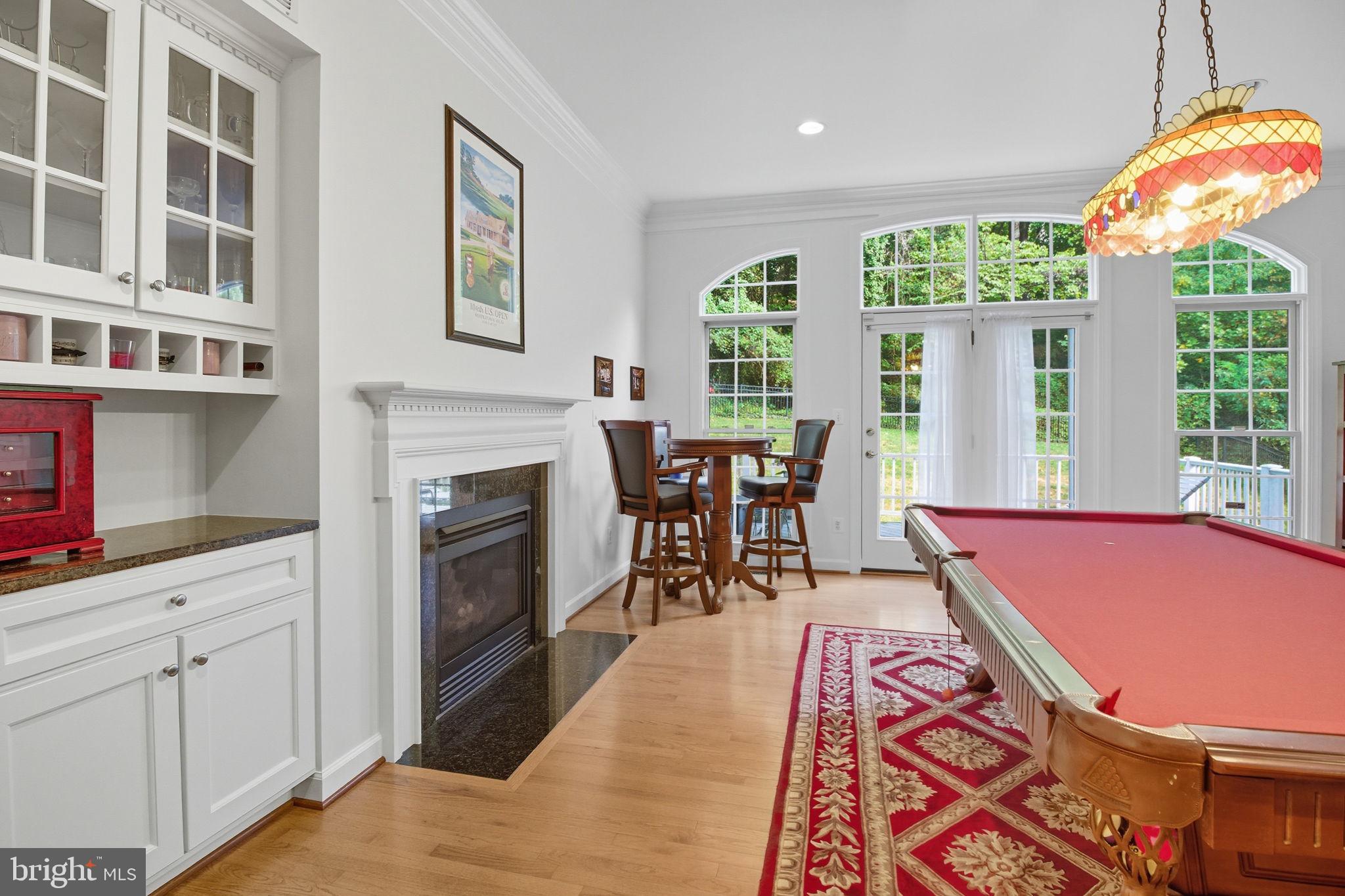 LAKE BARCROFT CLOISTERS - Residential