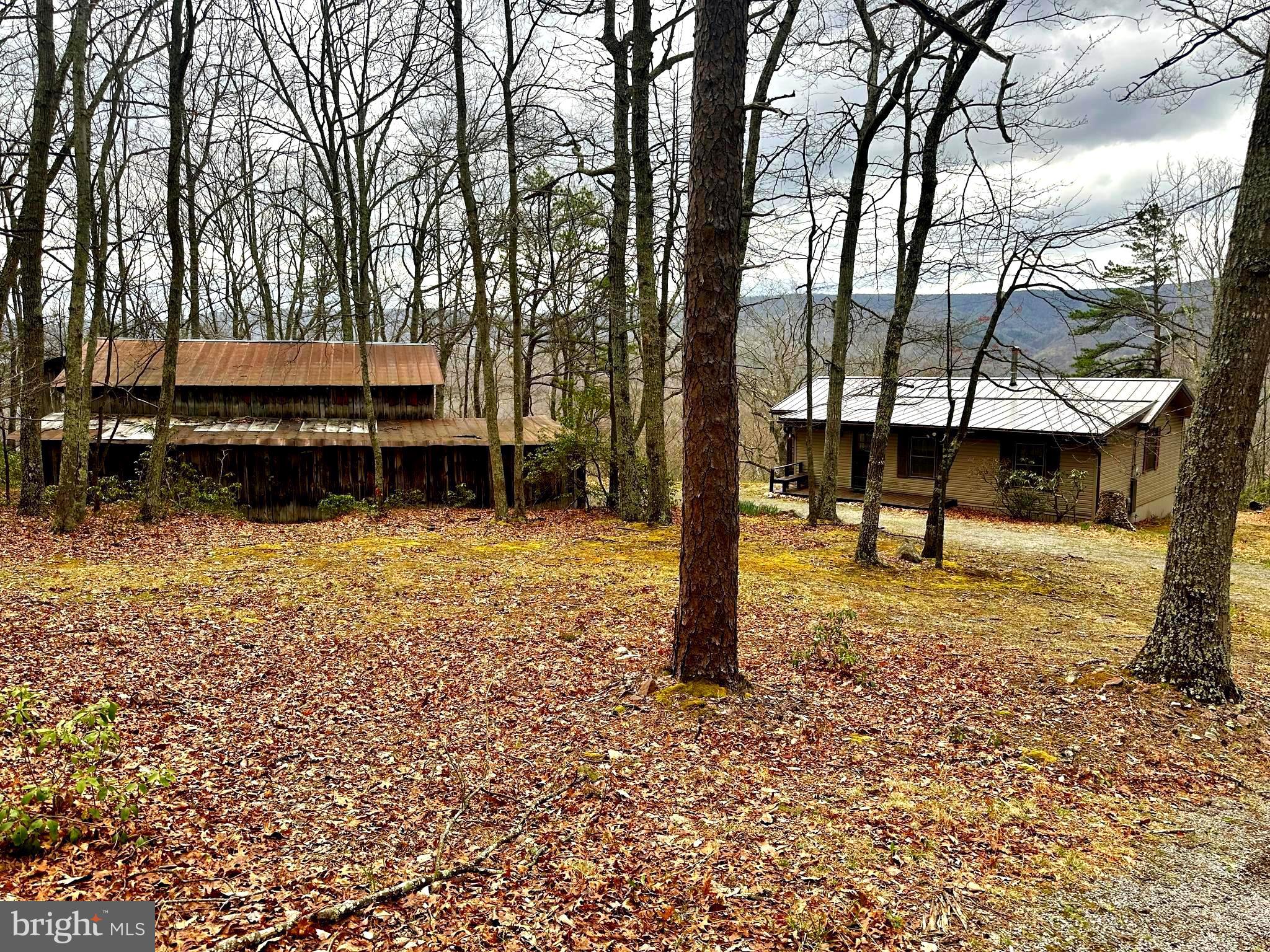 1402 HIGH VALLEY DRIVE