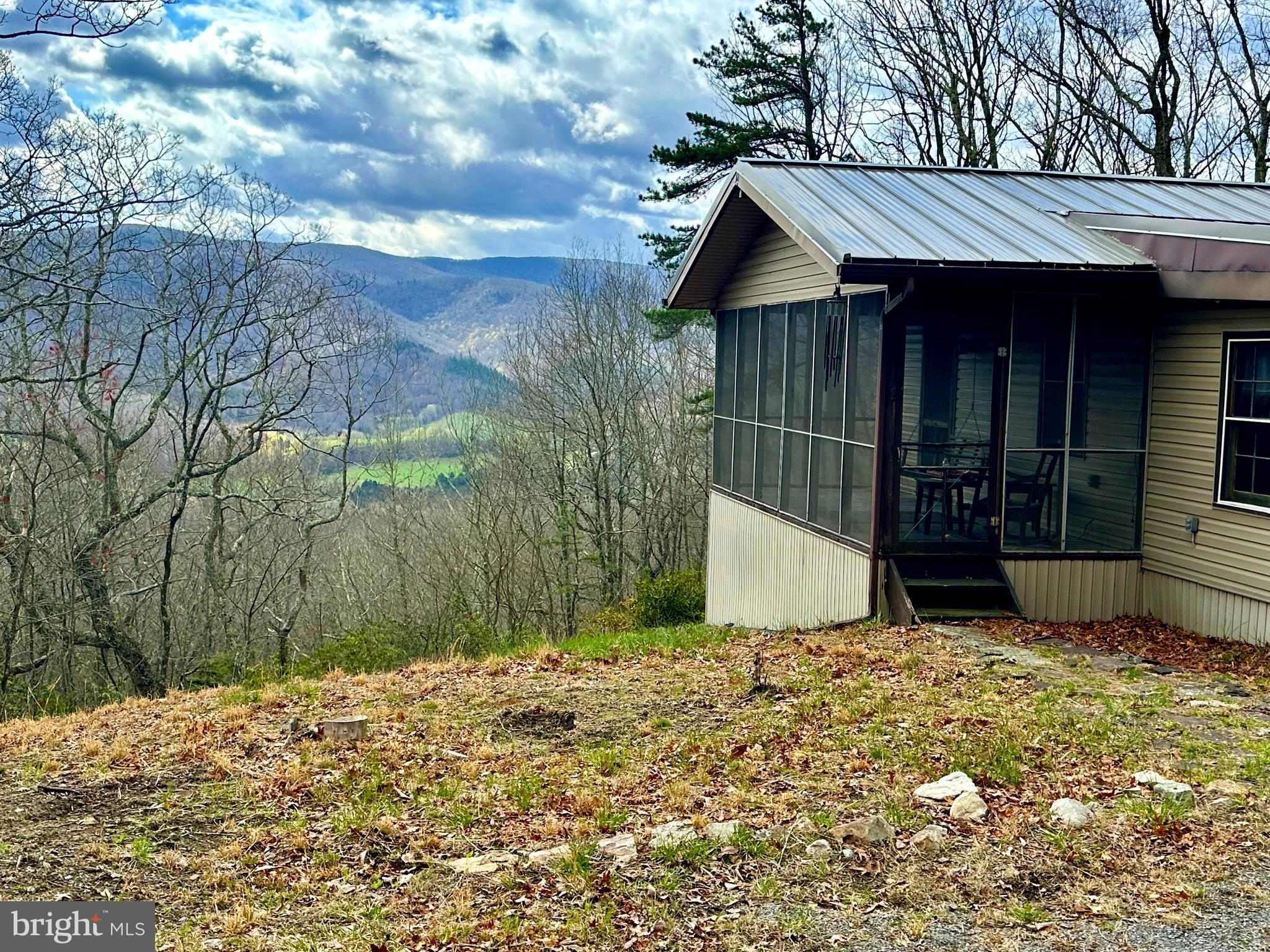 1402 HIGH VALLEY DRIVE