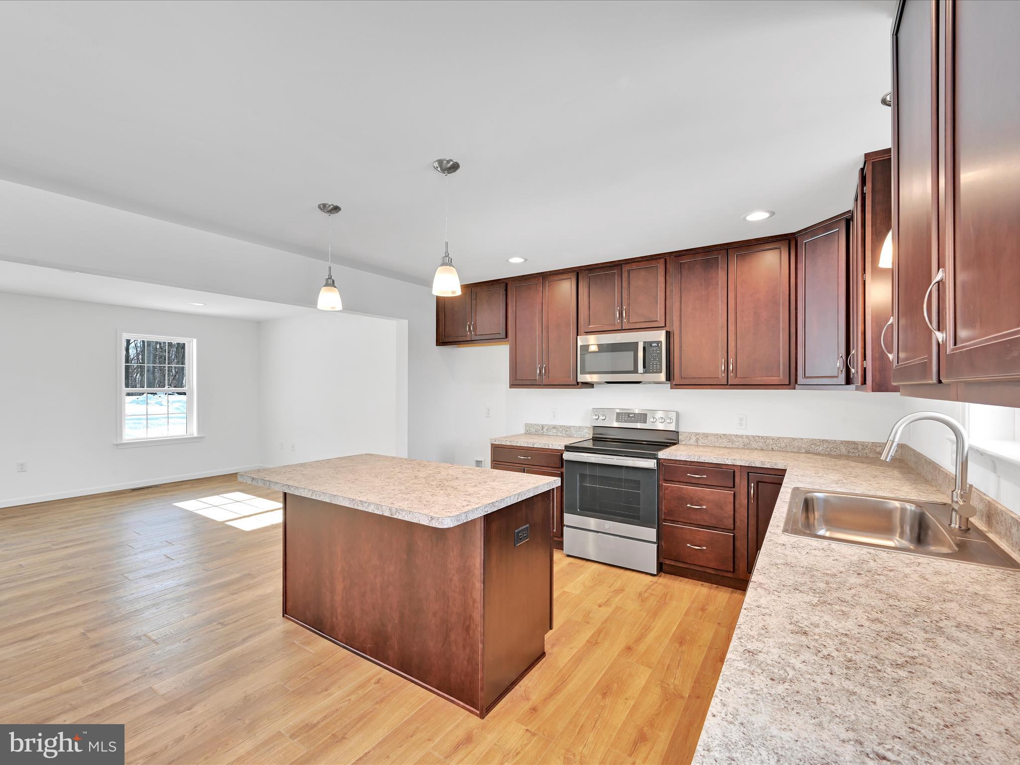 GREENWOOD FOREST - Residential