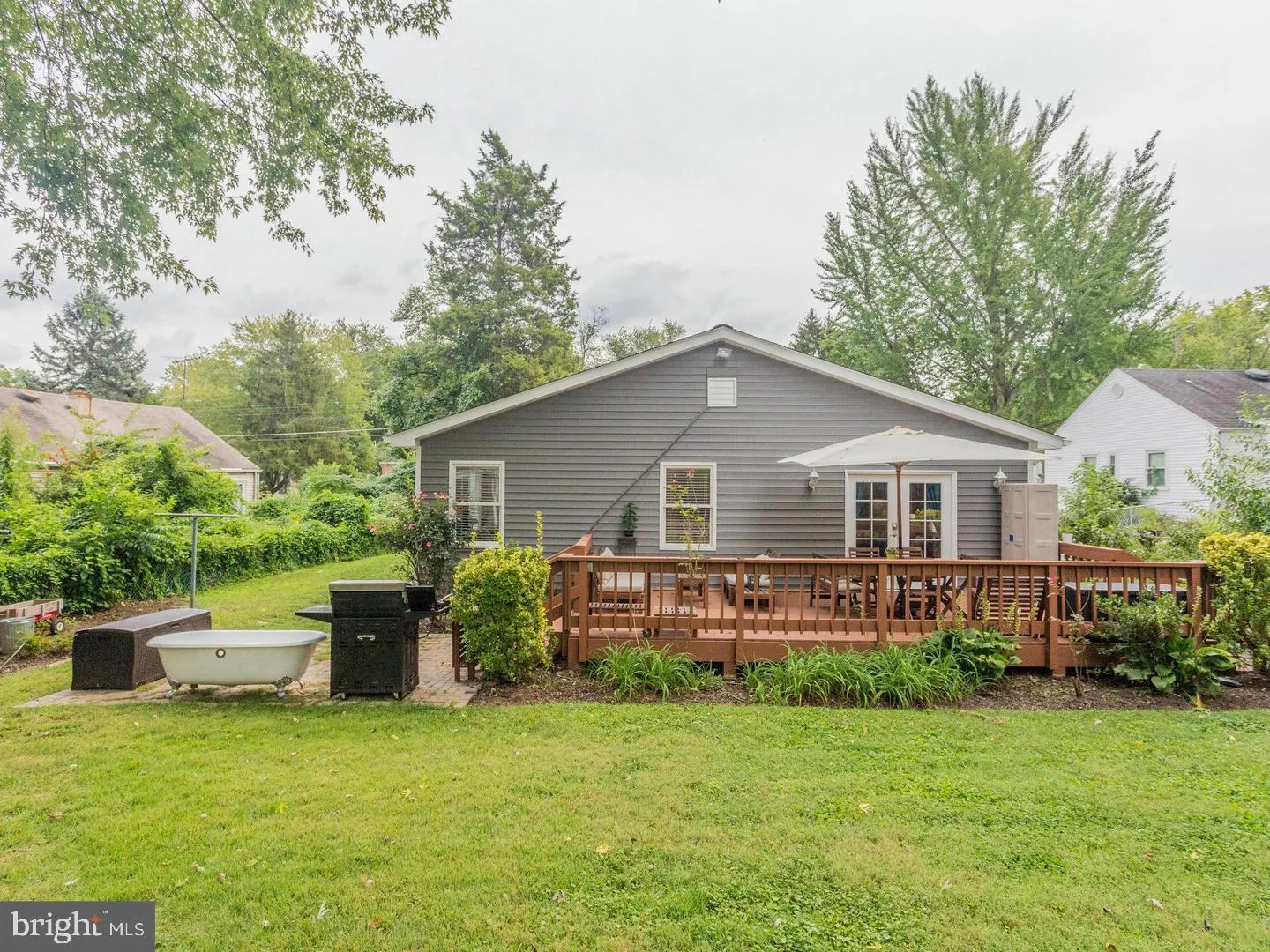 Falls Church, Virginia 22043, United States, 4 Bedrooms Bedrooms, ,3 BathroomsBathrooms,Residential,Pending,80713