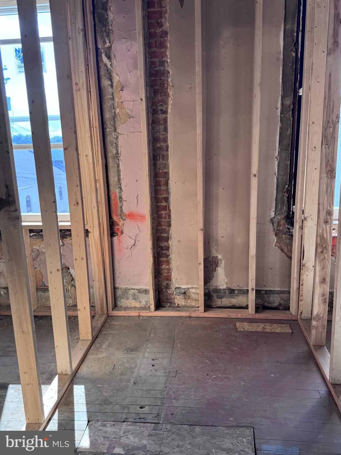 MIDTOWN EDMONDSON - Residential