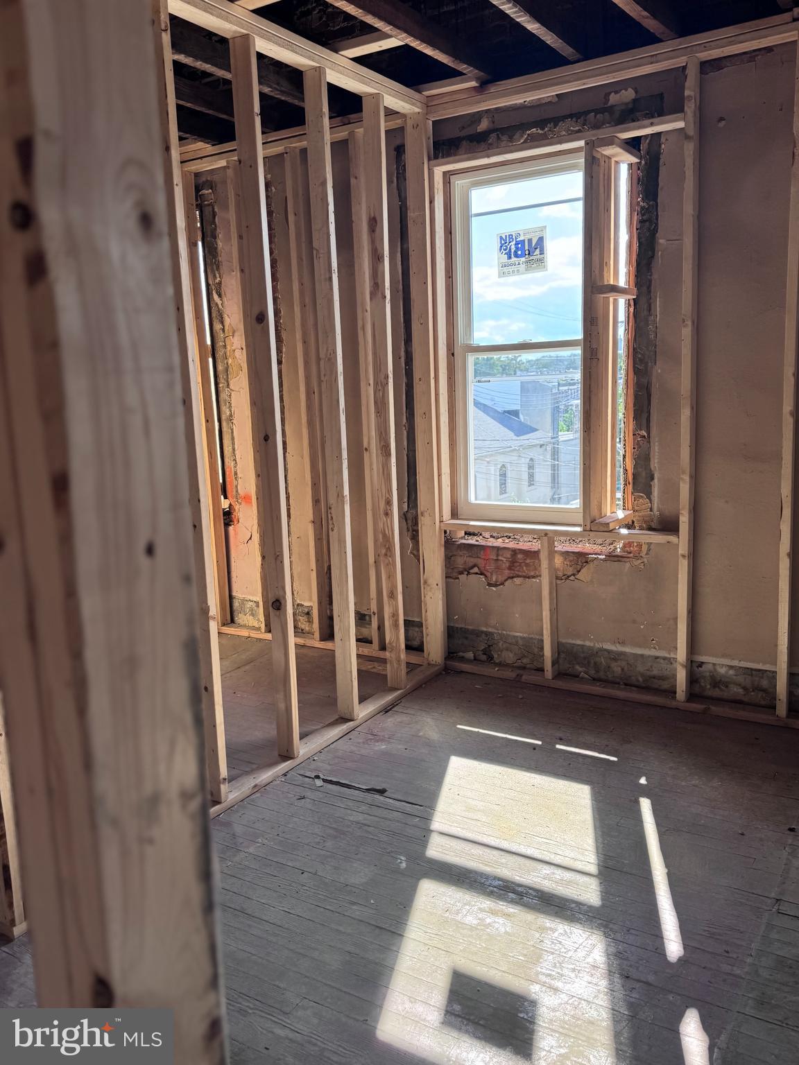 MIDTOWN EDMONDSON - Residential