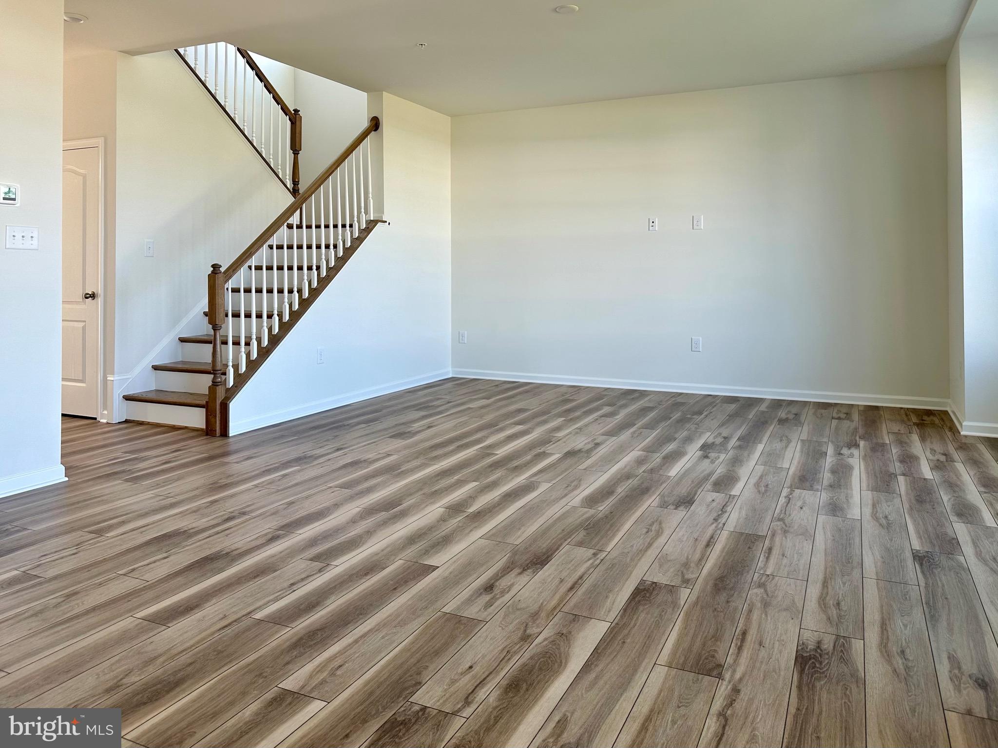 PARADISE HEIGHTS - Residential