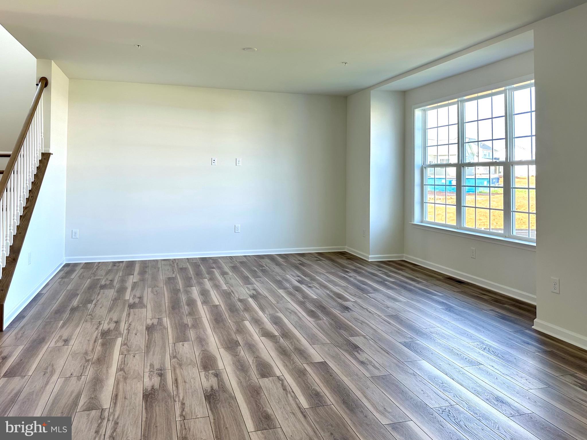 PARADISE HEIGHTS - Residential