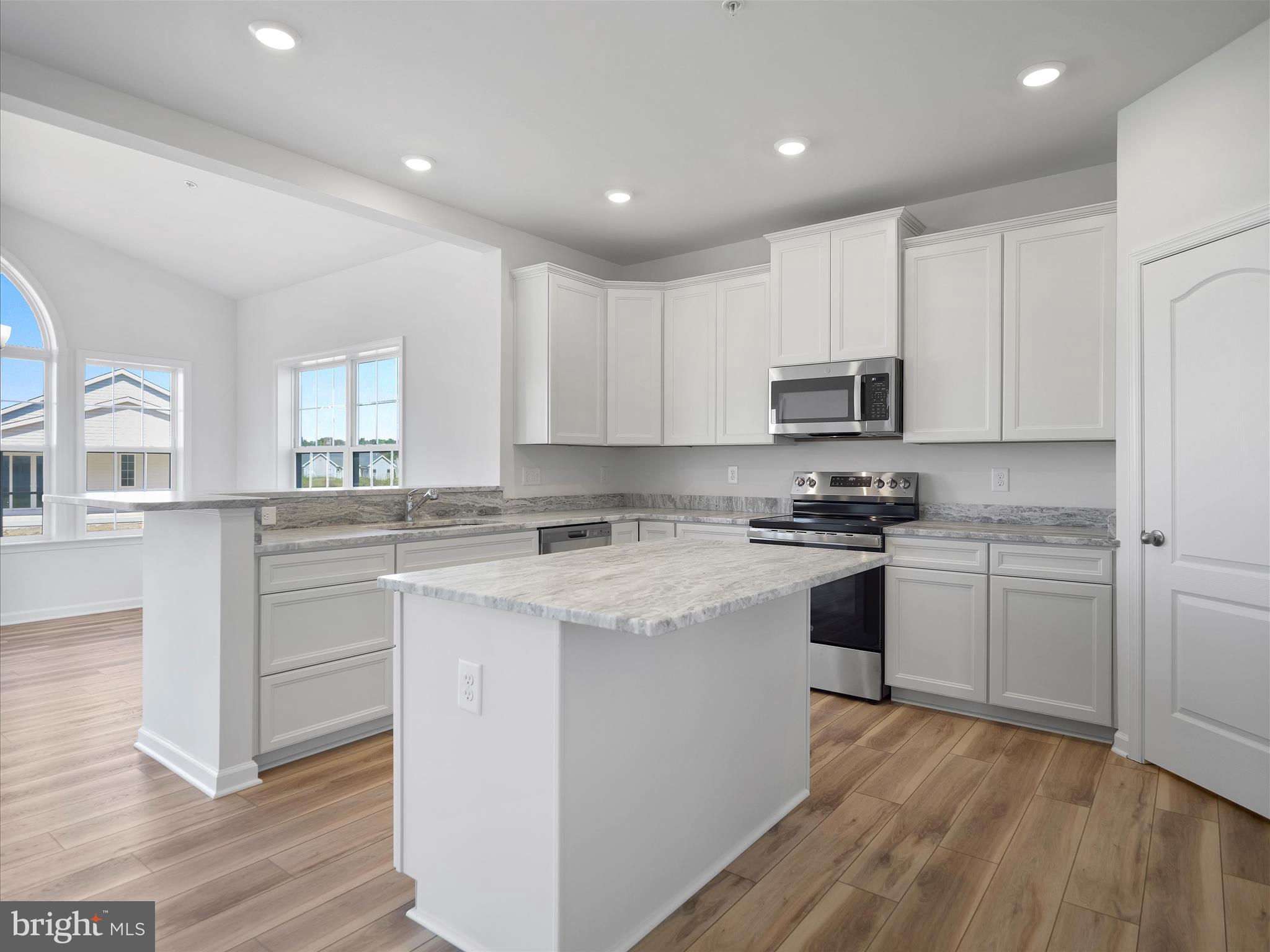 PARADISE HEIGHTS - Residential