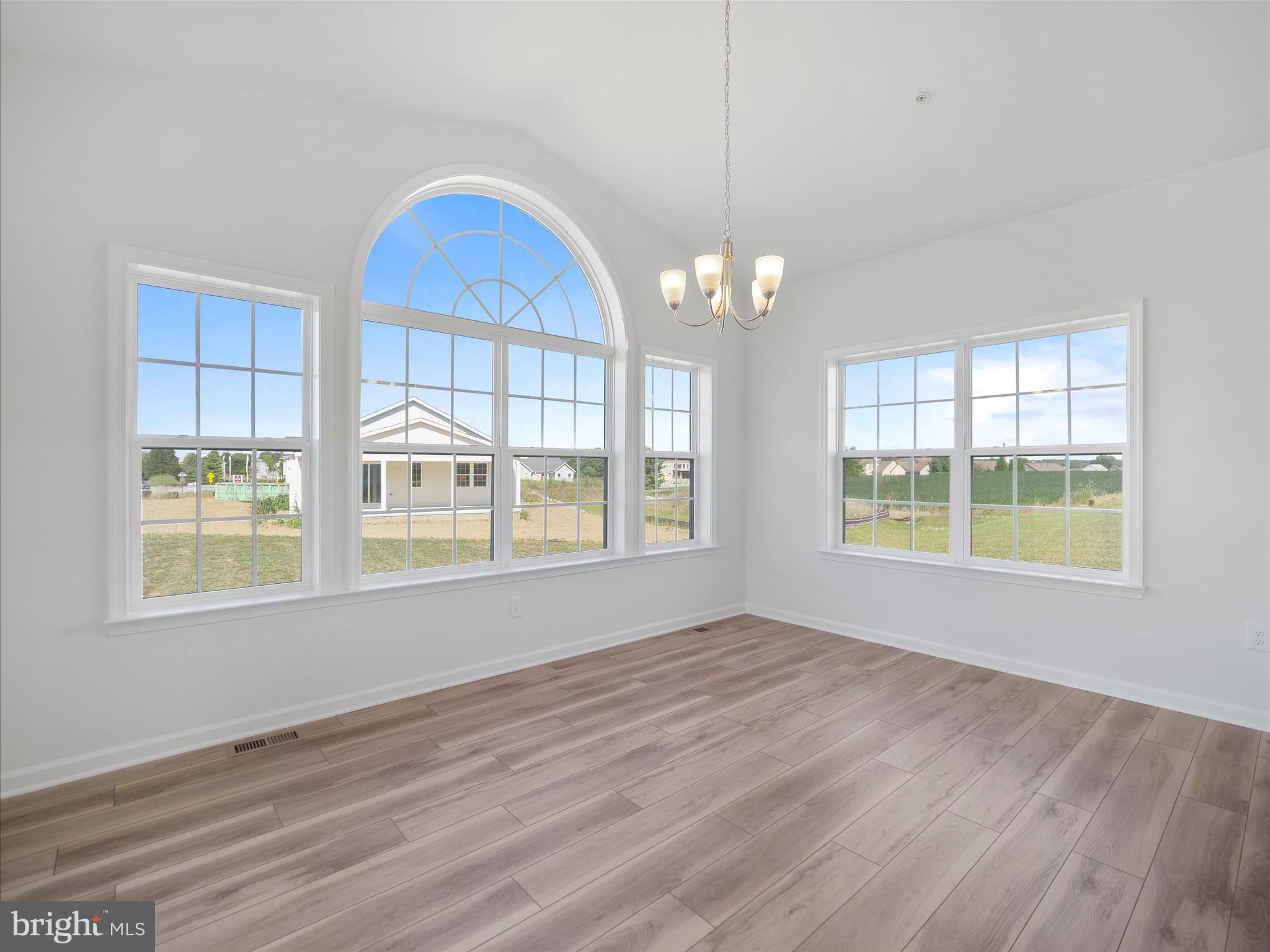 PARADISE HEIGHTS - Residential