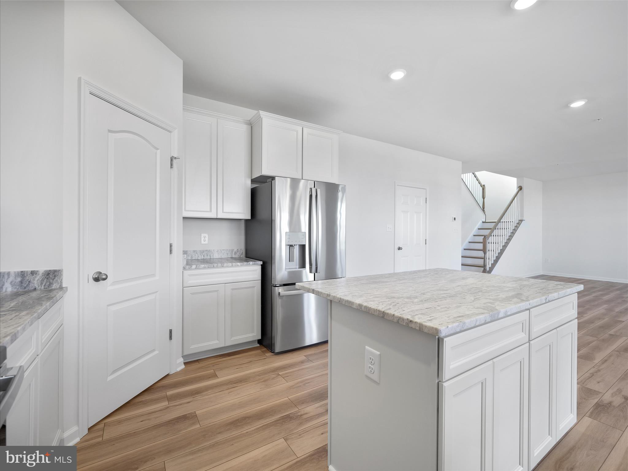 PARADISE HEIGHTS - Residential