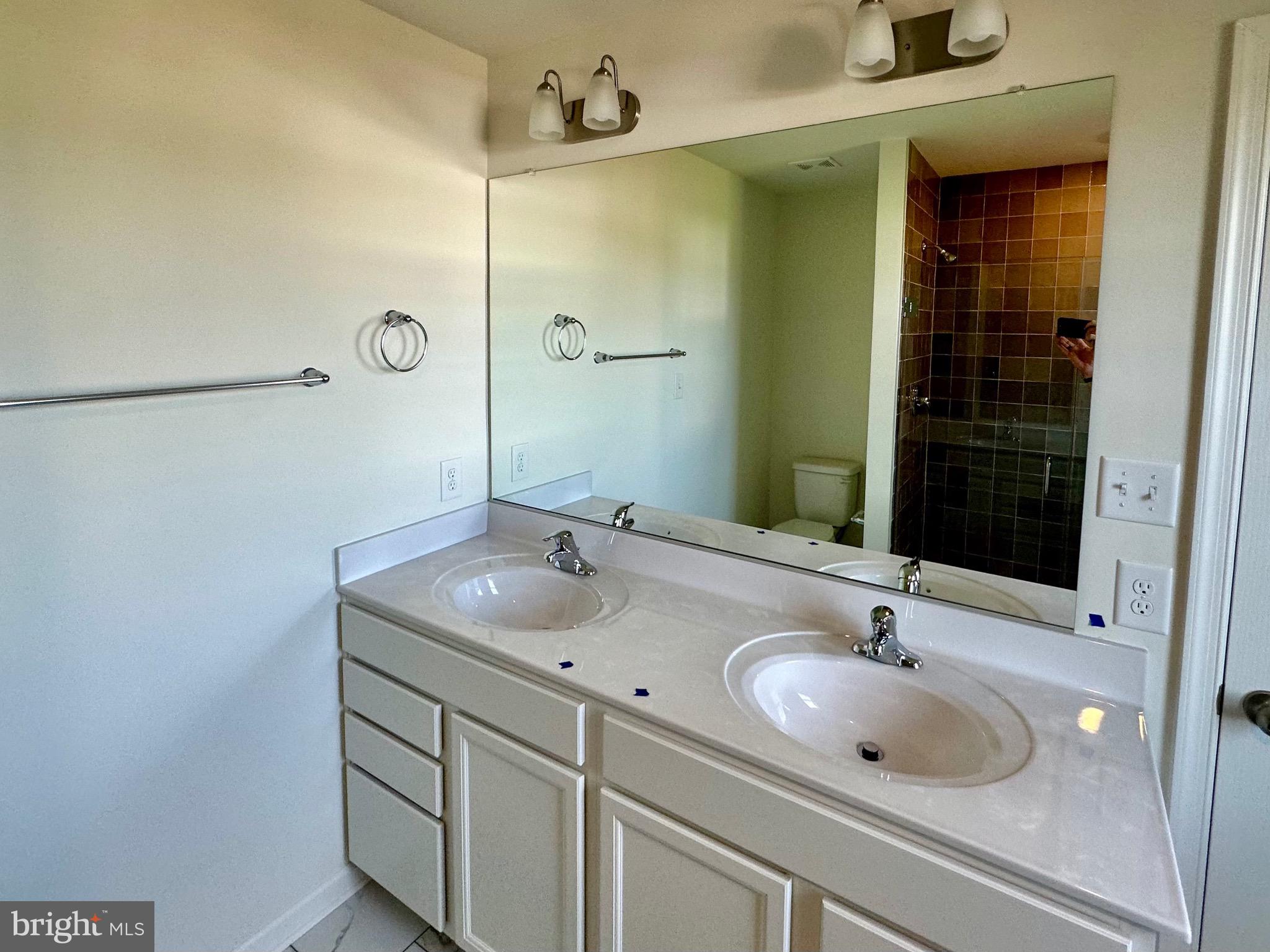 PARADISE HEIGHTS - Residential