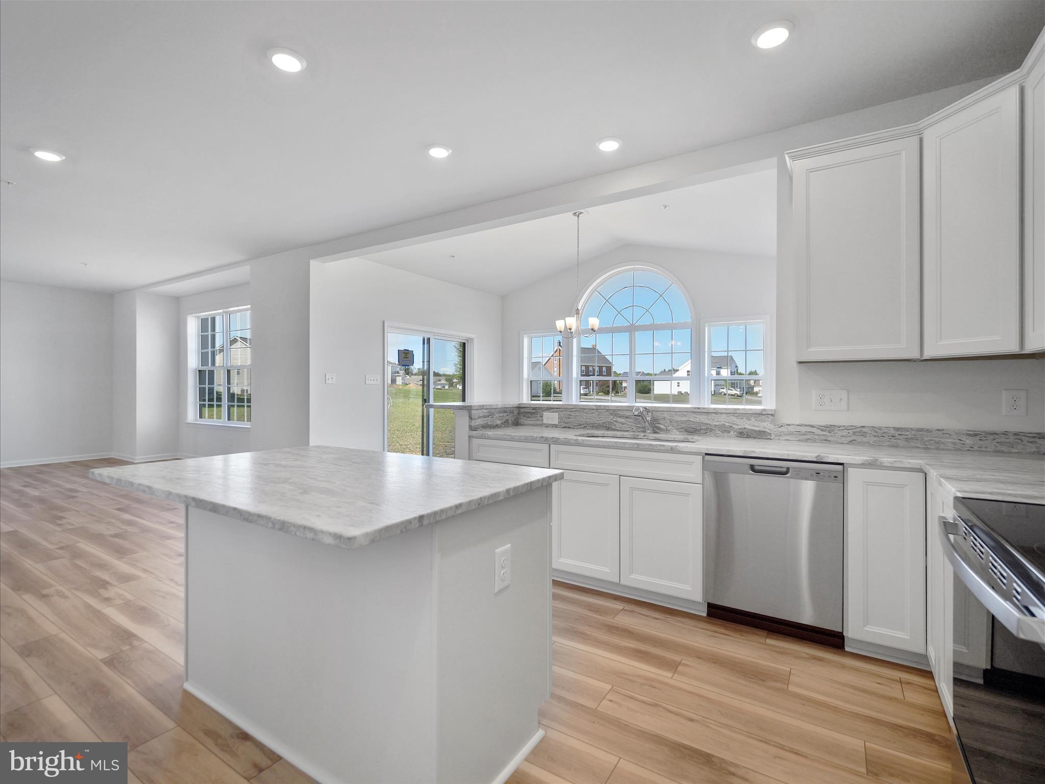 PARADISE HEIGHTS - Residential