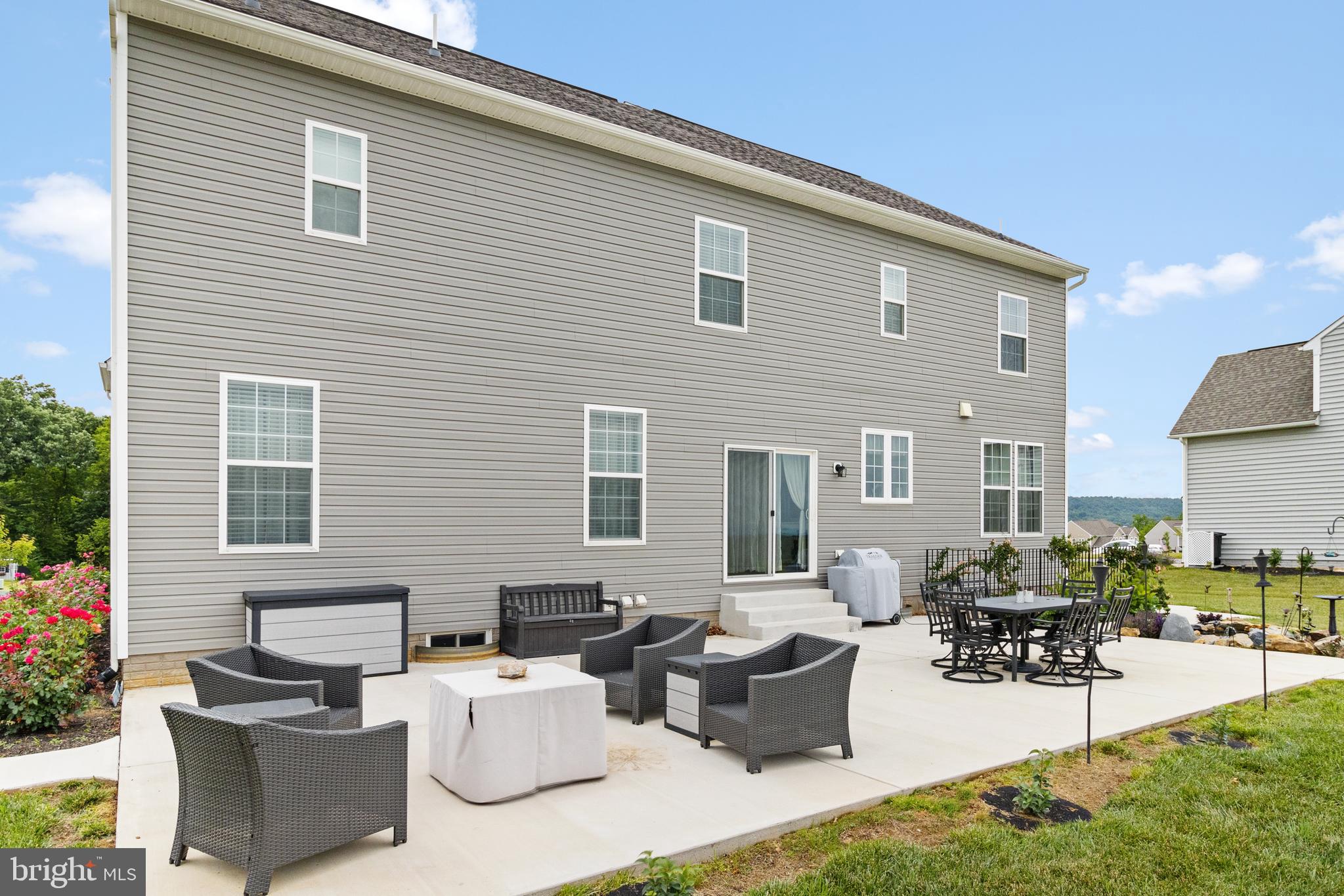 RIDGES OF TUSCARORA - Residential